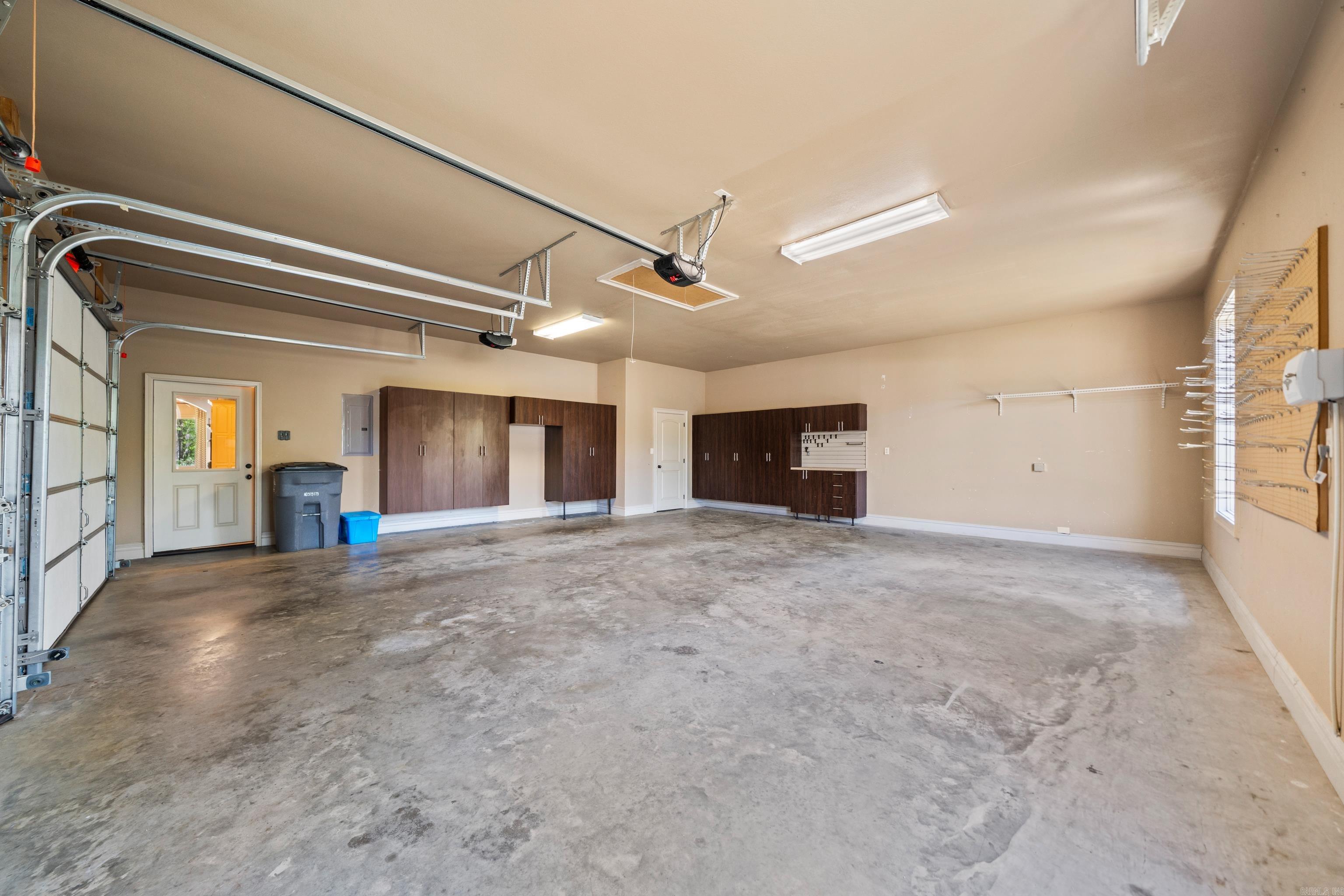 Red Oak Ridge - Residential