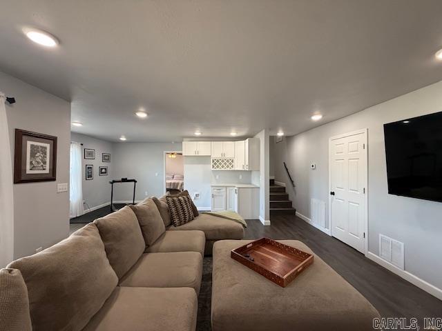 RIVERWOODS ESTATES PHASE TWO - Residential