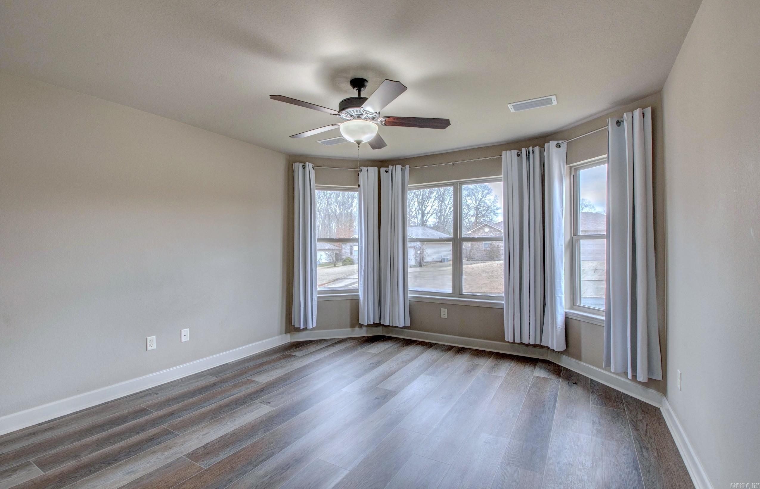 HUNTINGTON PLACE - Residential