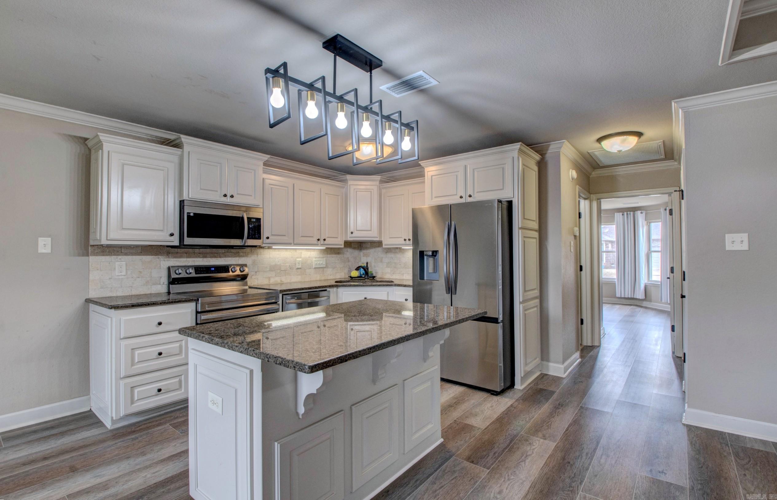 HUNTINGTON PLACE - Residential