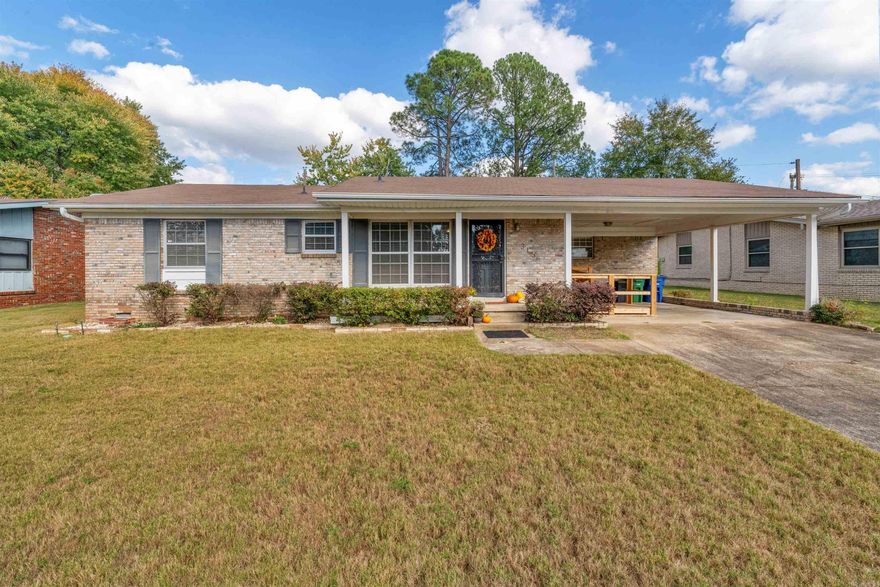 Down the street from Crestwood Elementary and minutes from shopping, restaurants, and the interstate.  You will love the open floor plan of this Lakewood home.  The kitchen has a large island with a separate dining area.  The living room has a large picture window for lots of natural light.  There is also a sun room overlooking the backyard and a covered patio.  This room is heated and cooled and would also make a wonderful office, additional living space or playroom.  Don't let this one get away.  Call today for a showing.  See agent remarks.