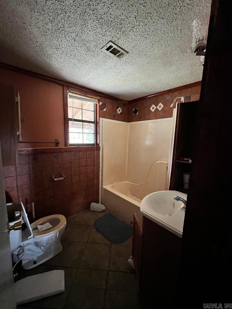 Hazelhurst Inside - Residential