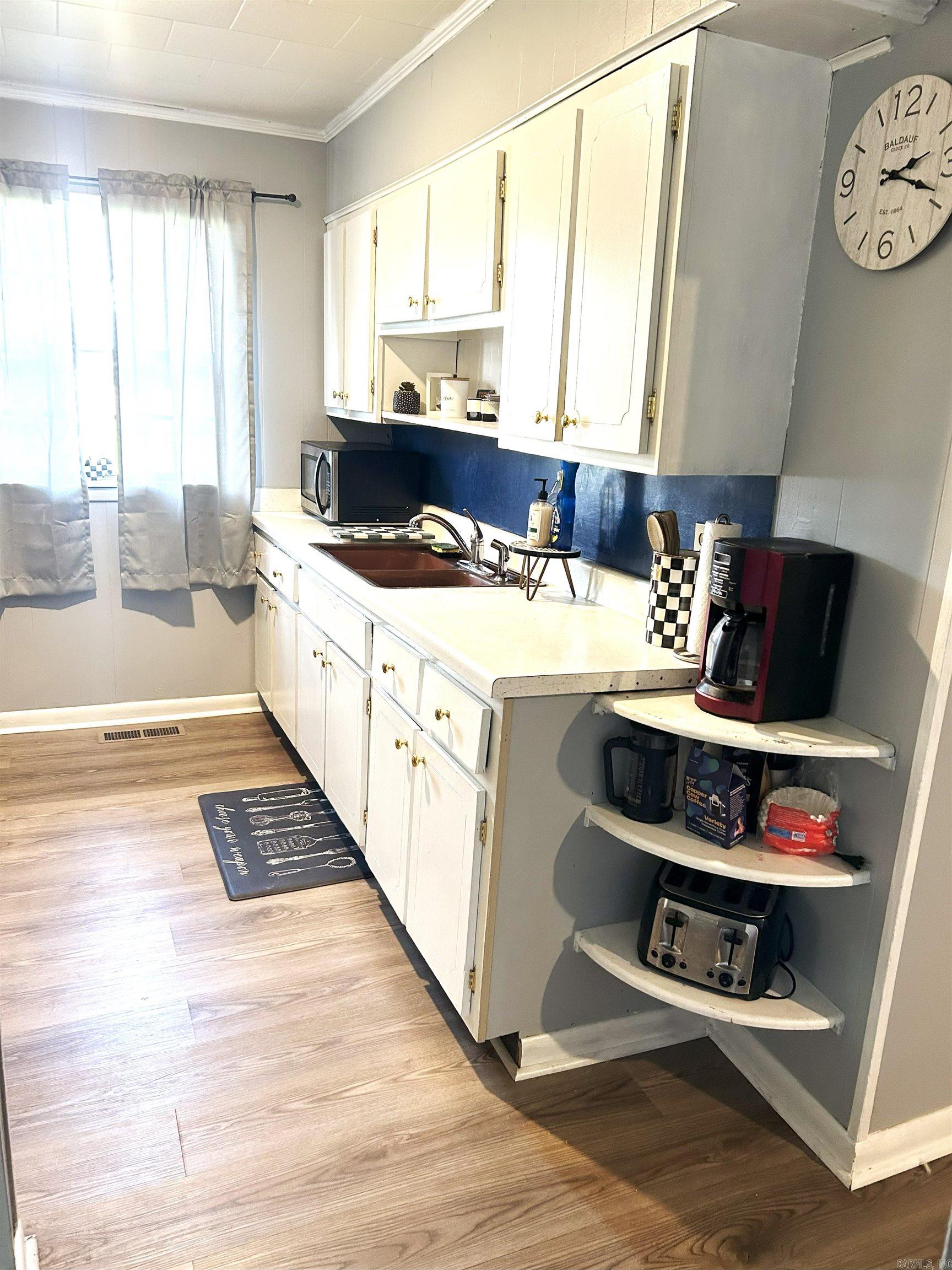 Bridges & Thompson - Residential