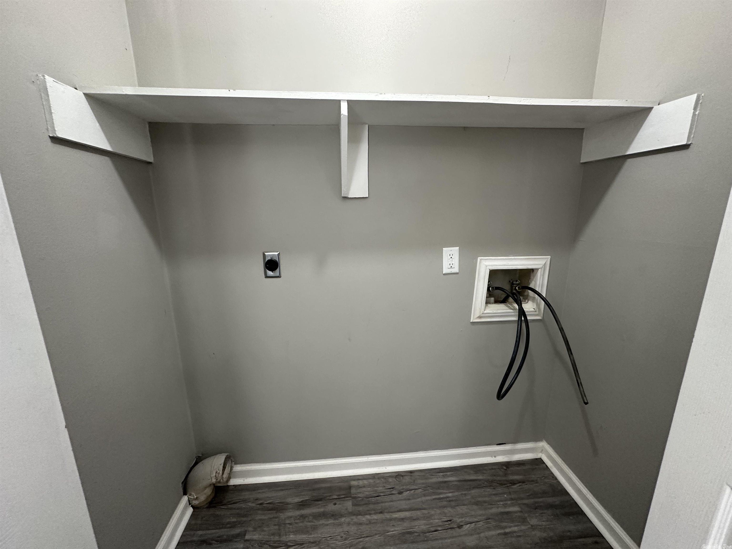 Twin Lakes - Residential Lease