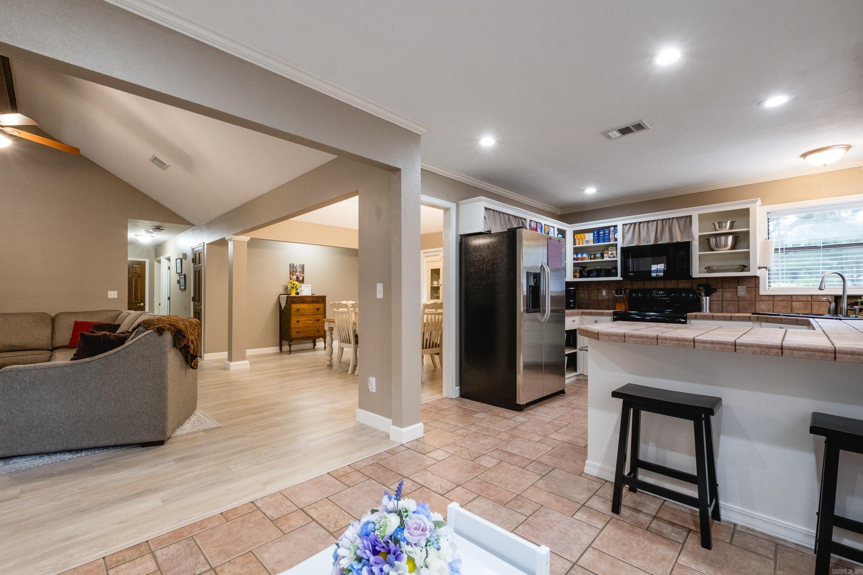 KIMBERLY MANOR ADDN - Residential