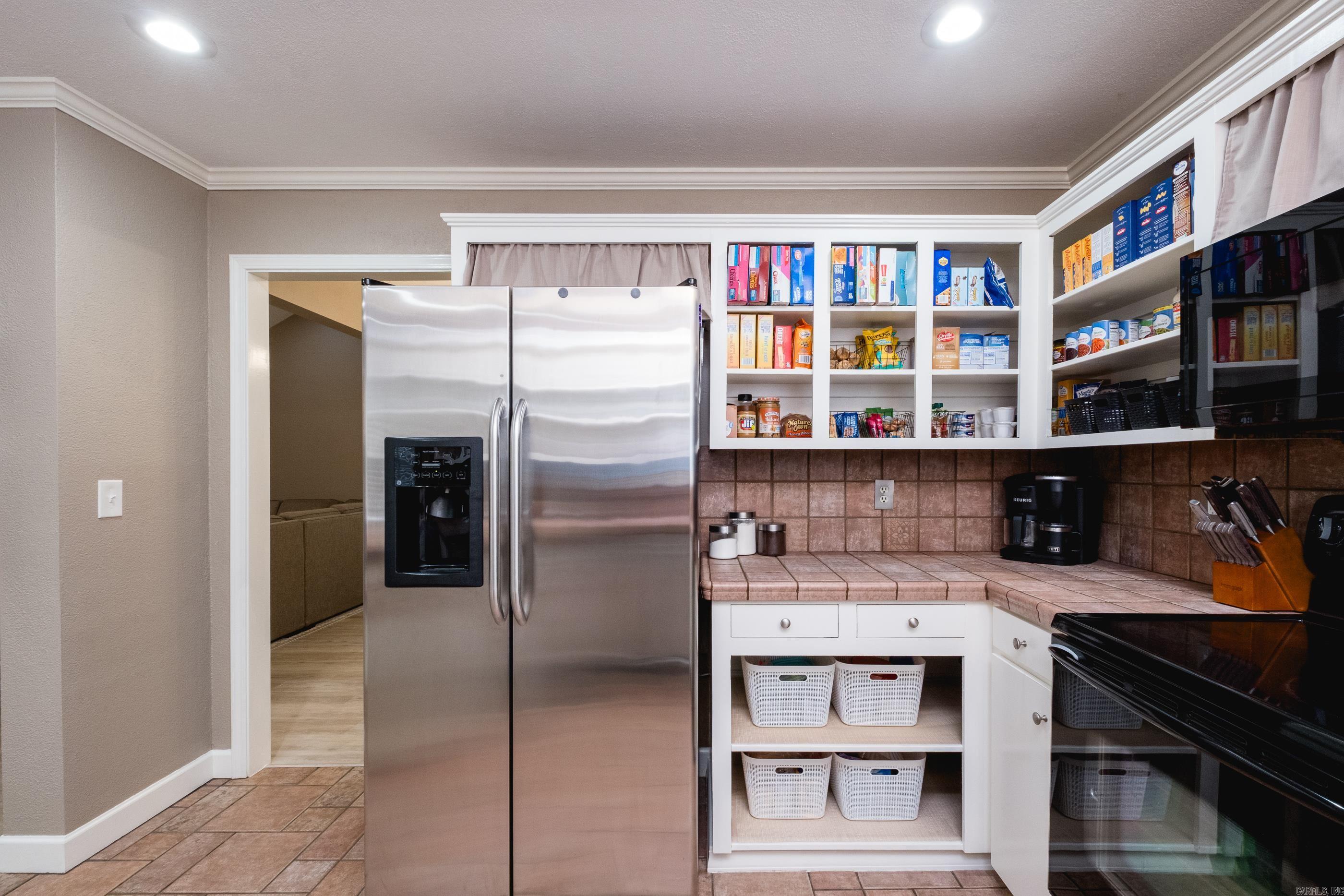 KIMBERLY MANOR ADDN - Residential