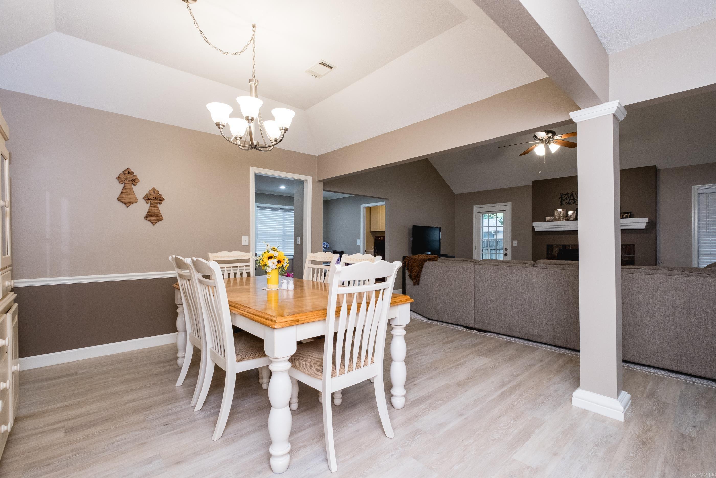 KIMBERLY MANOR ADDN - Residential