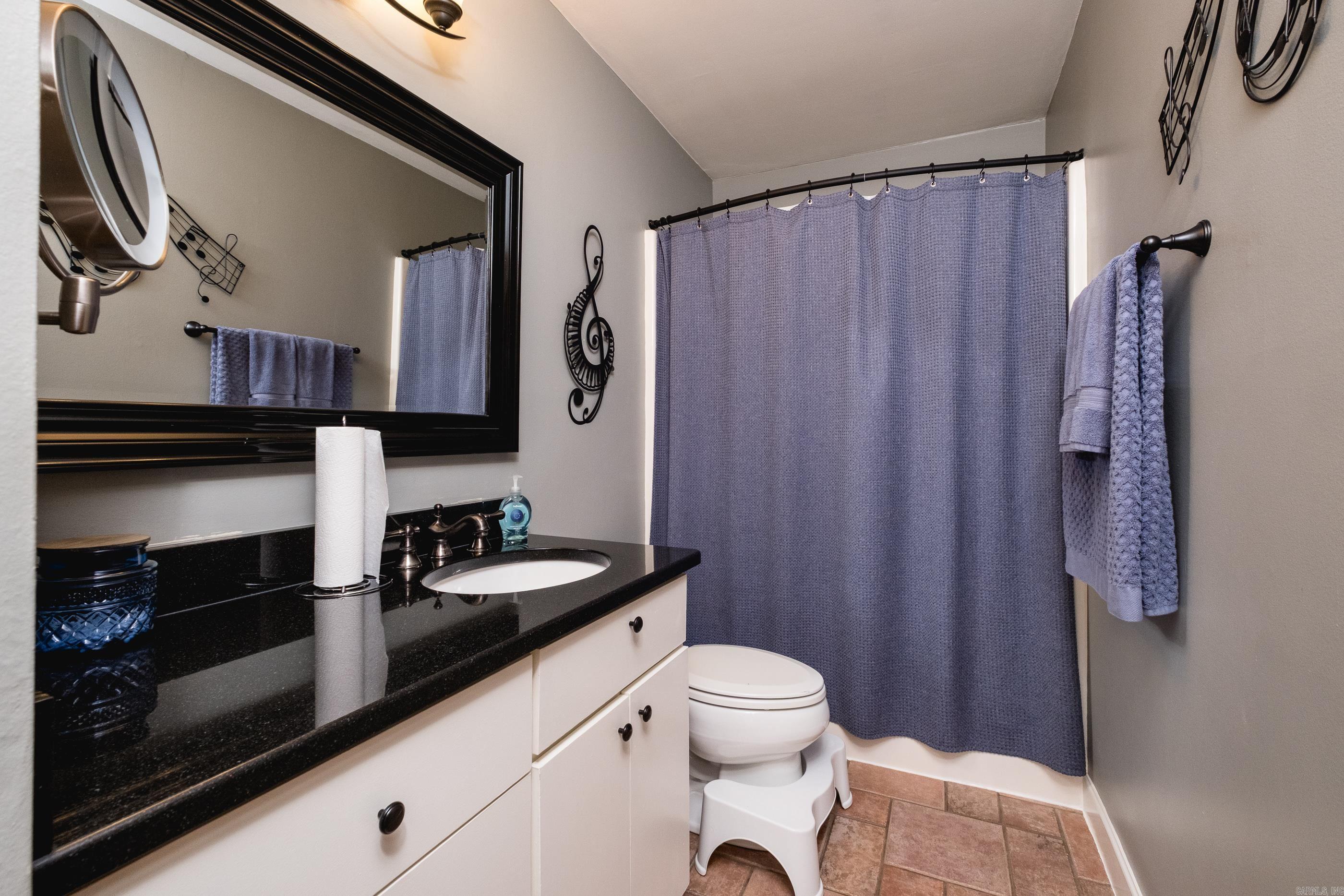 KIMBERLY MANOR ADDN - Residential