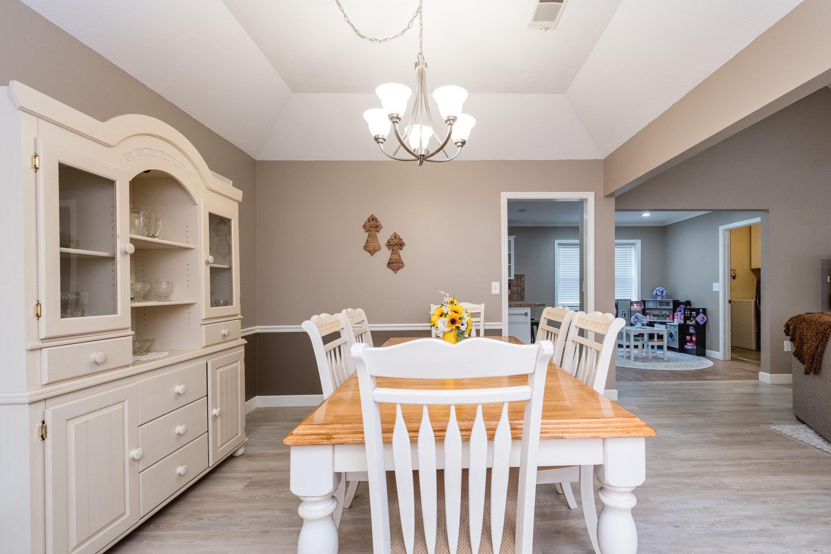 KIMBERLY MANOR ADDN - Residential