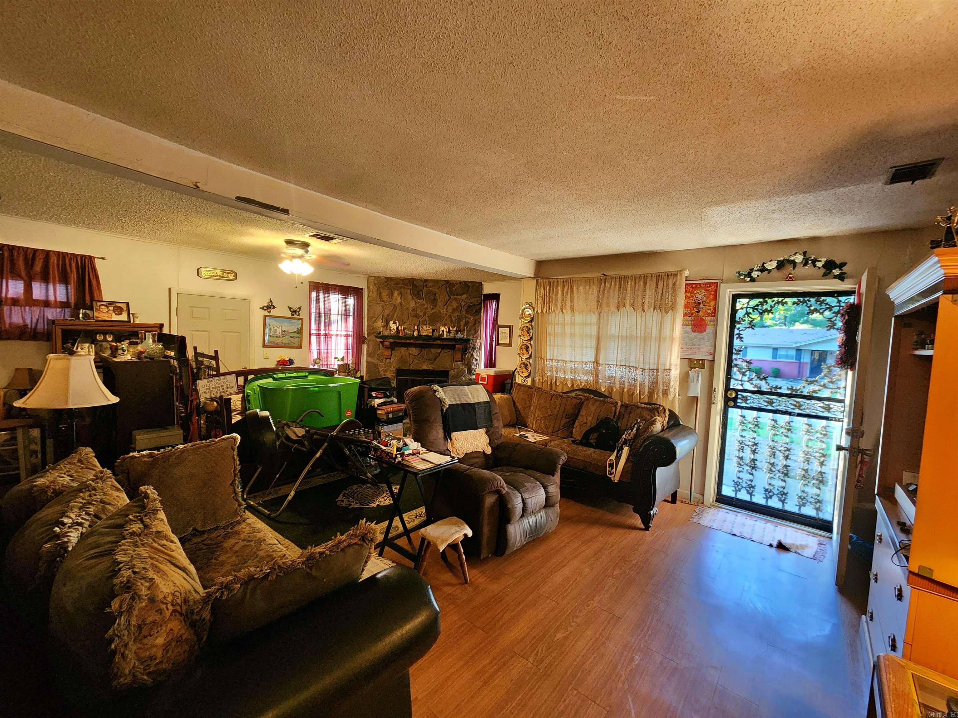 FAIRFIELD COVE - Residential