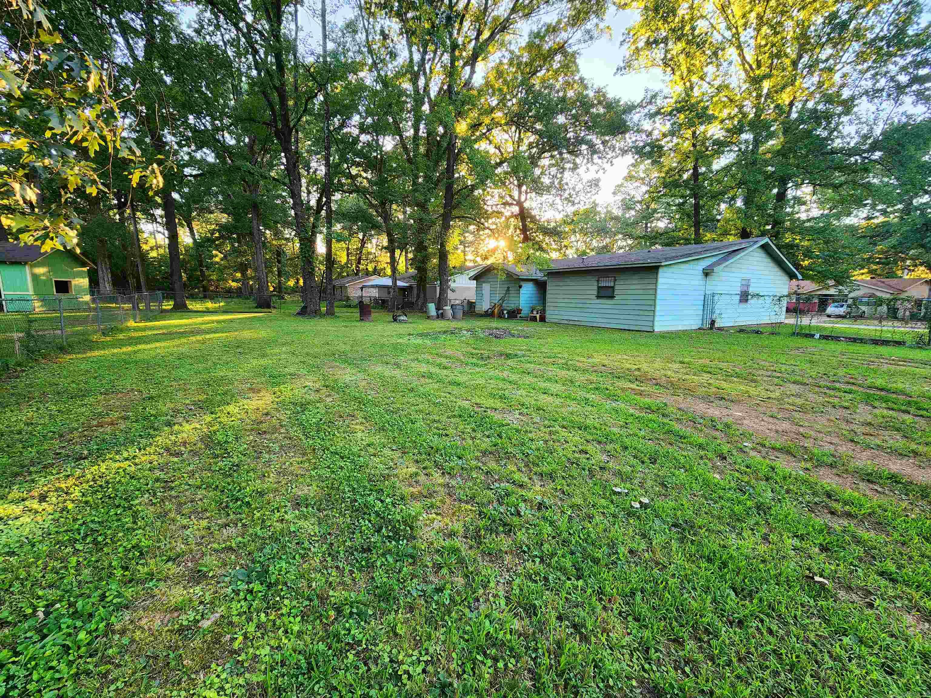 FAIRFIELD COVE - Residential