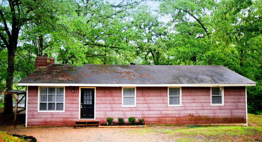 4BD home in Mabelvale that is currently being renovated. This property is located on a small lake as well. The lease for this property is for 2 years with a 3% increase after the first year and income has to be three times the amount of rent. NO SECTION 8.