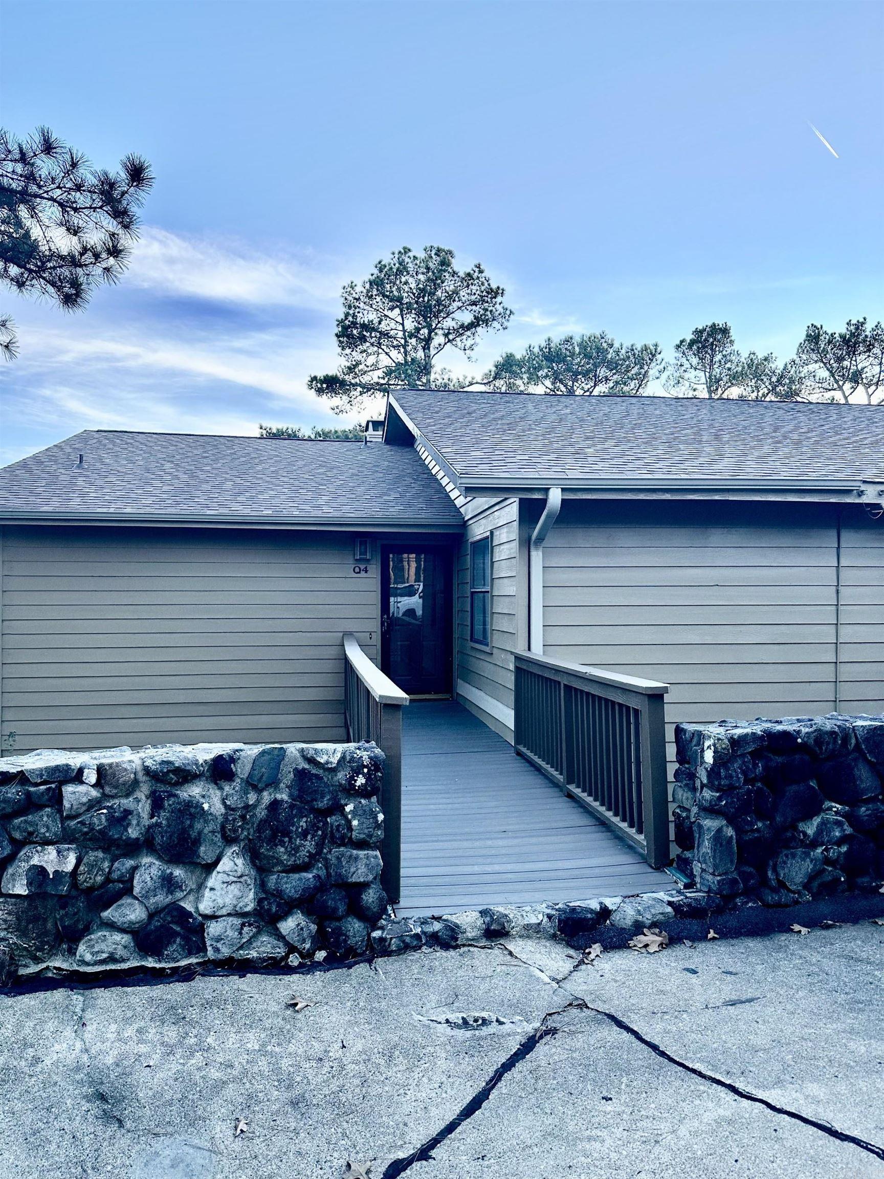 CEDAR CREST - Residential