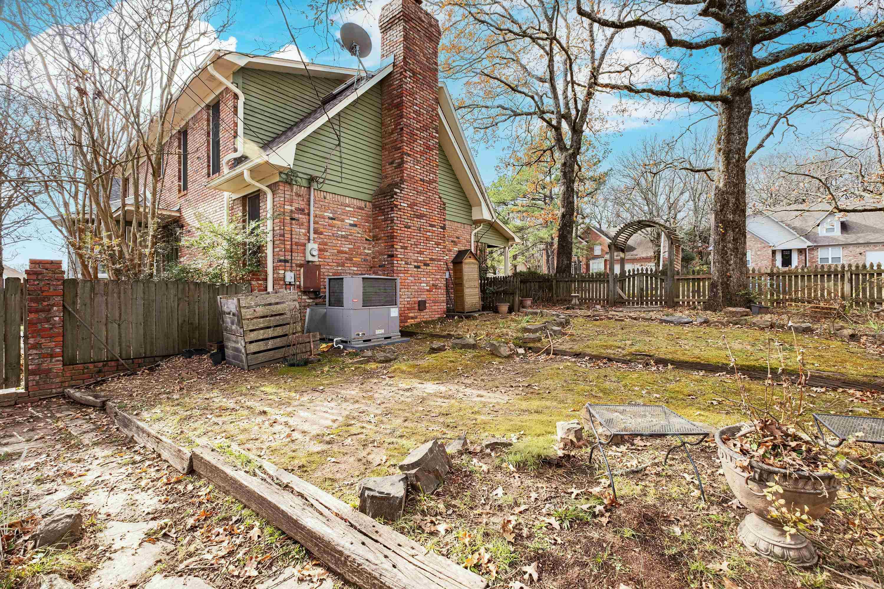 OVERBROOK - Residential