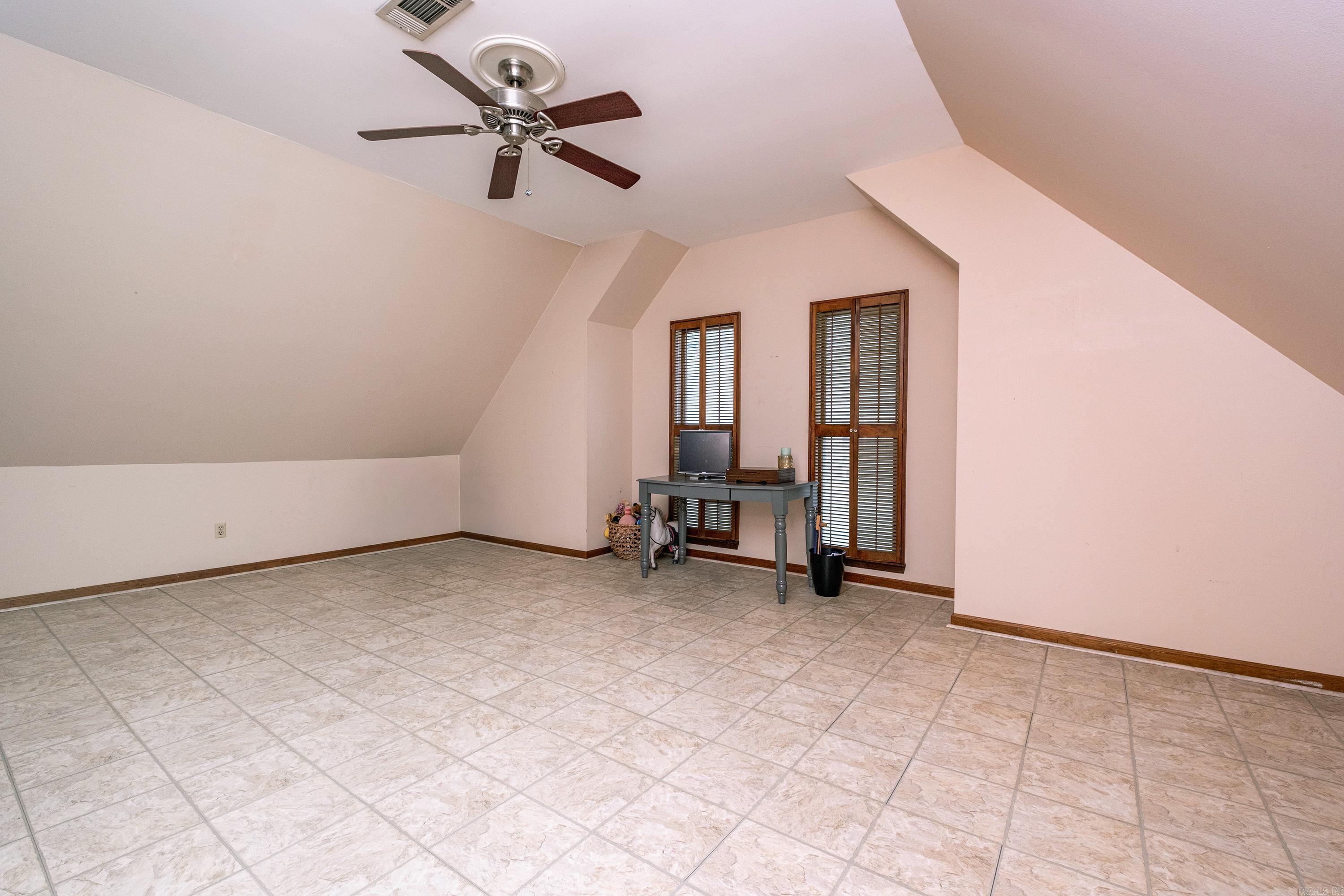 OVERBROOK - Residential