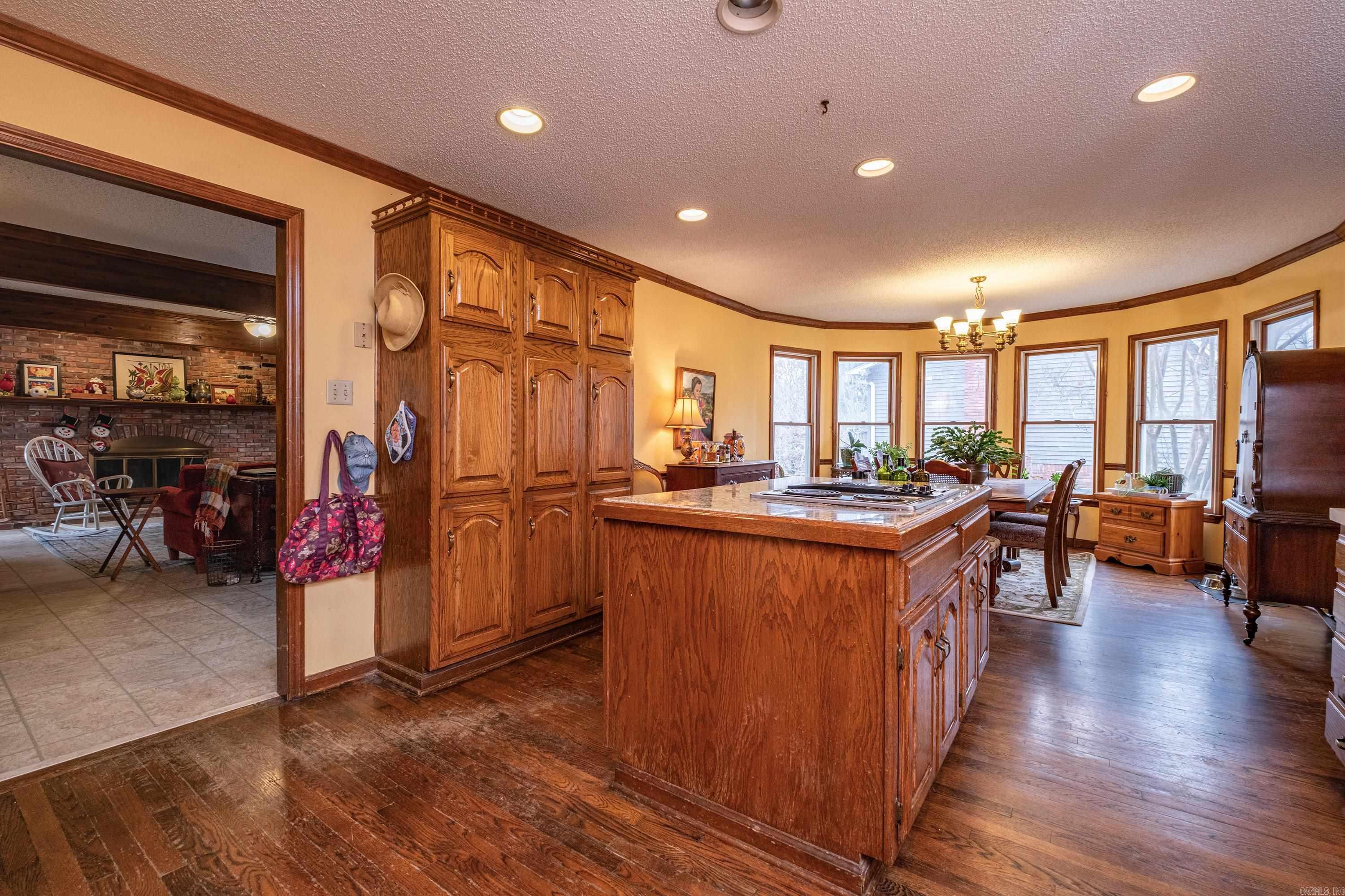 OVERBROOK - Residential