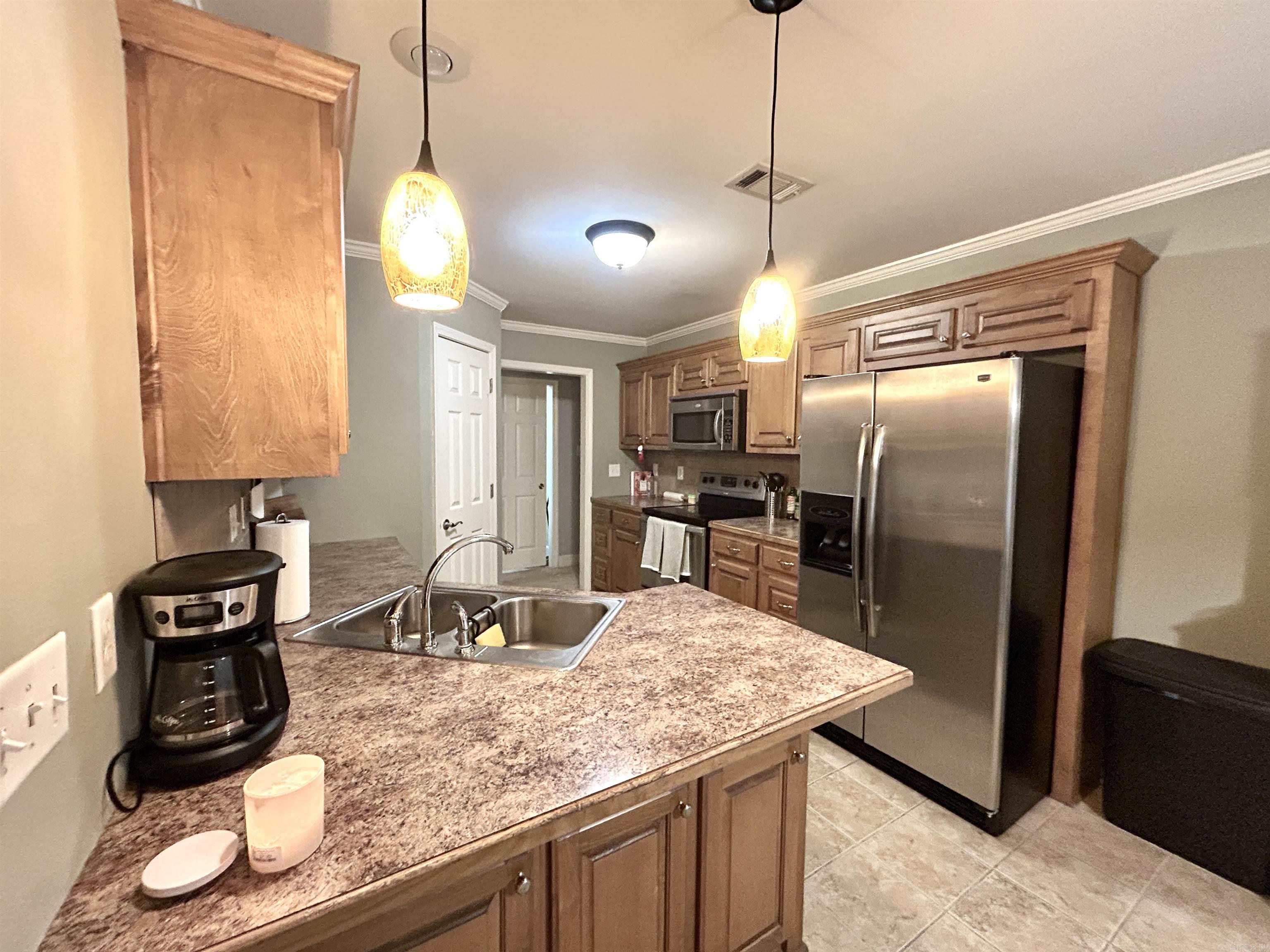 SHARON OAKS - Residential