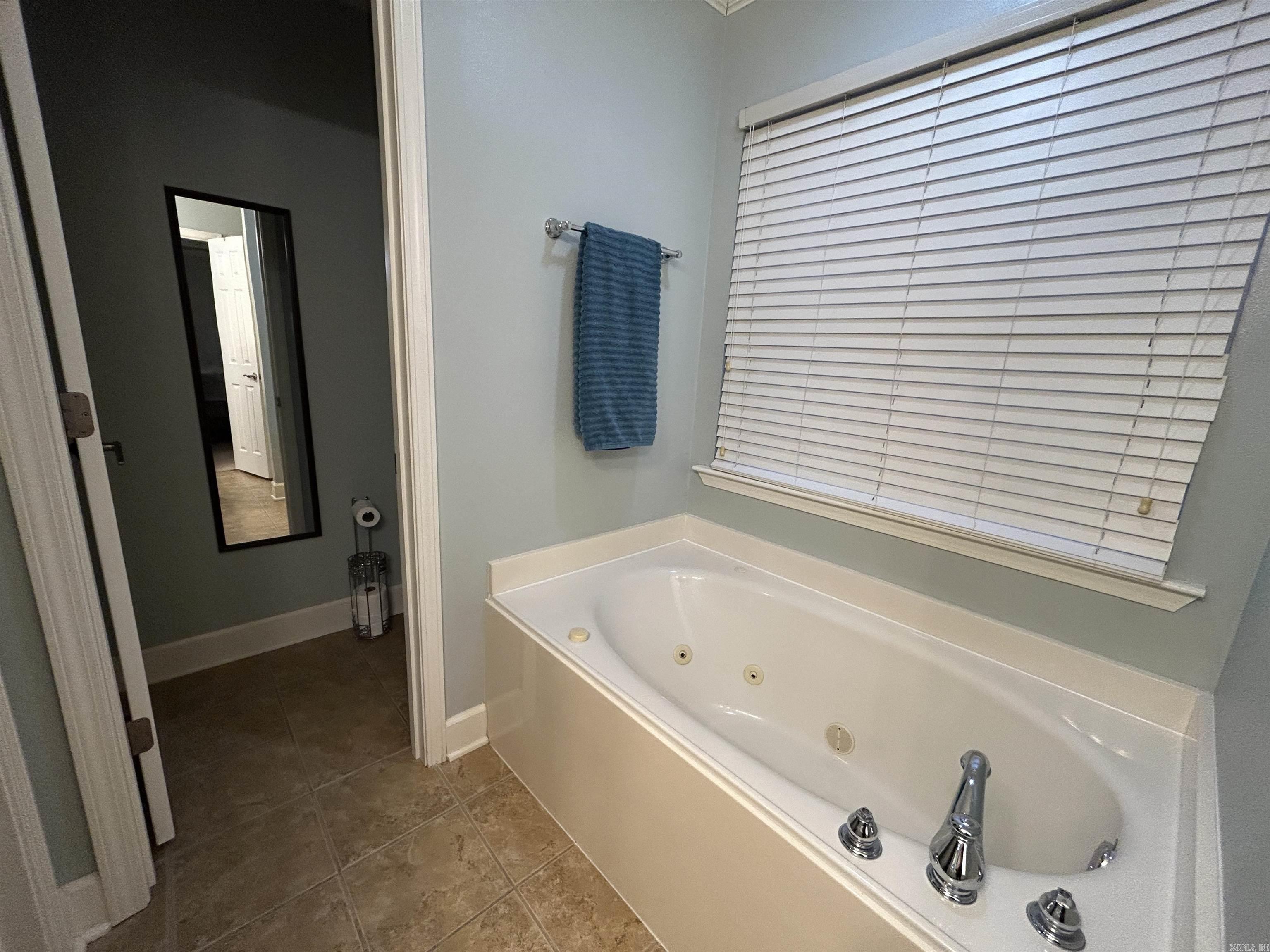 SHARON OAKS - Residential