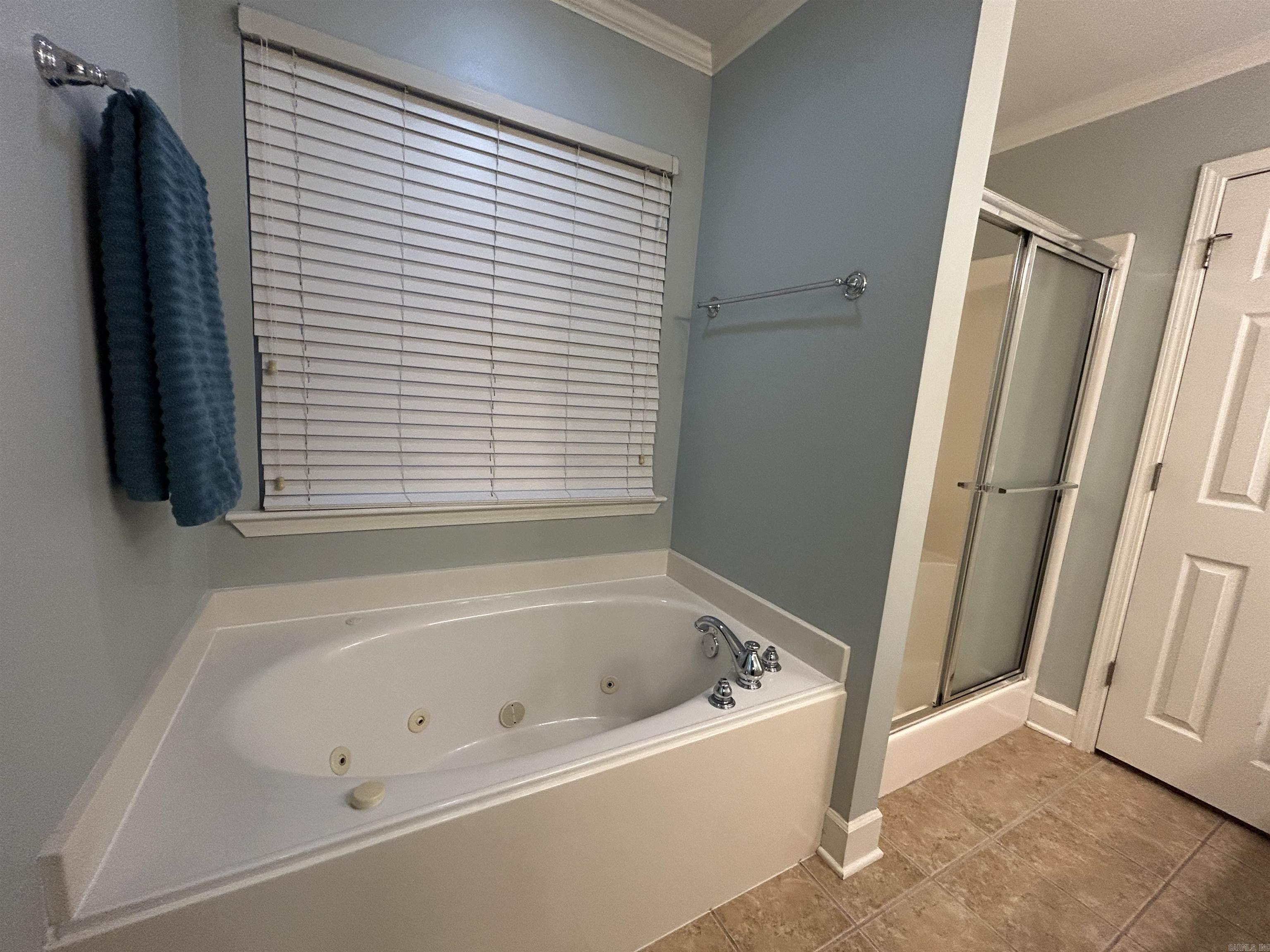 SHARON OAKS - Residential