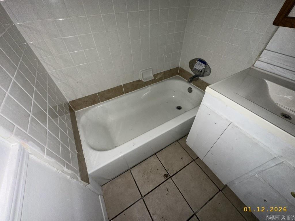 Metes & Bounds - Residential Income