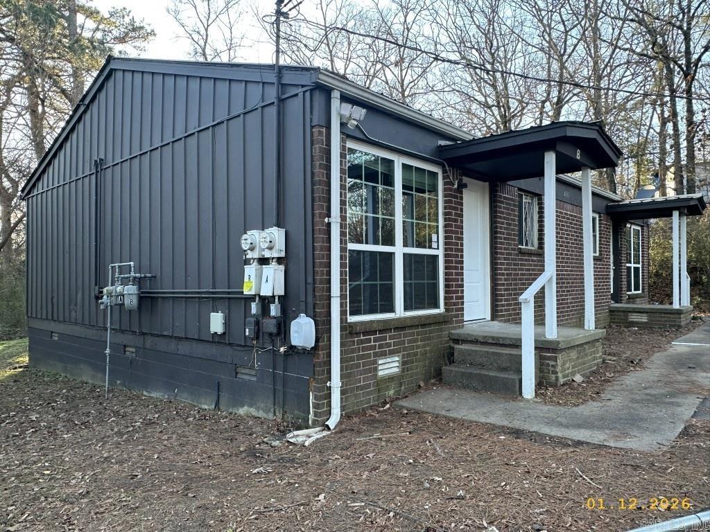 Metes & Bounds - Residential Income