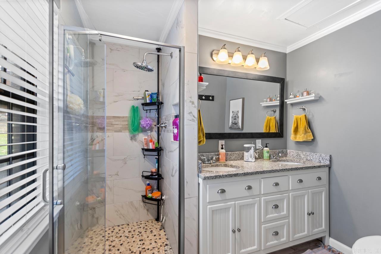 CHICOPEE - Residential