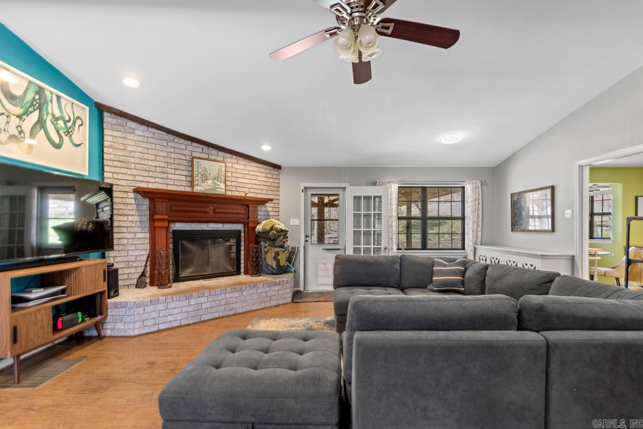 CHICOPEE - Residential