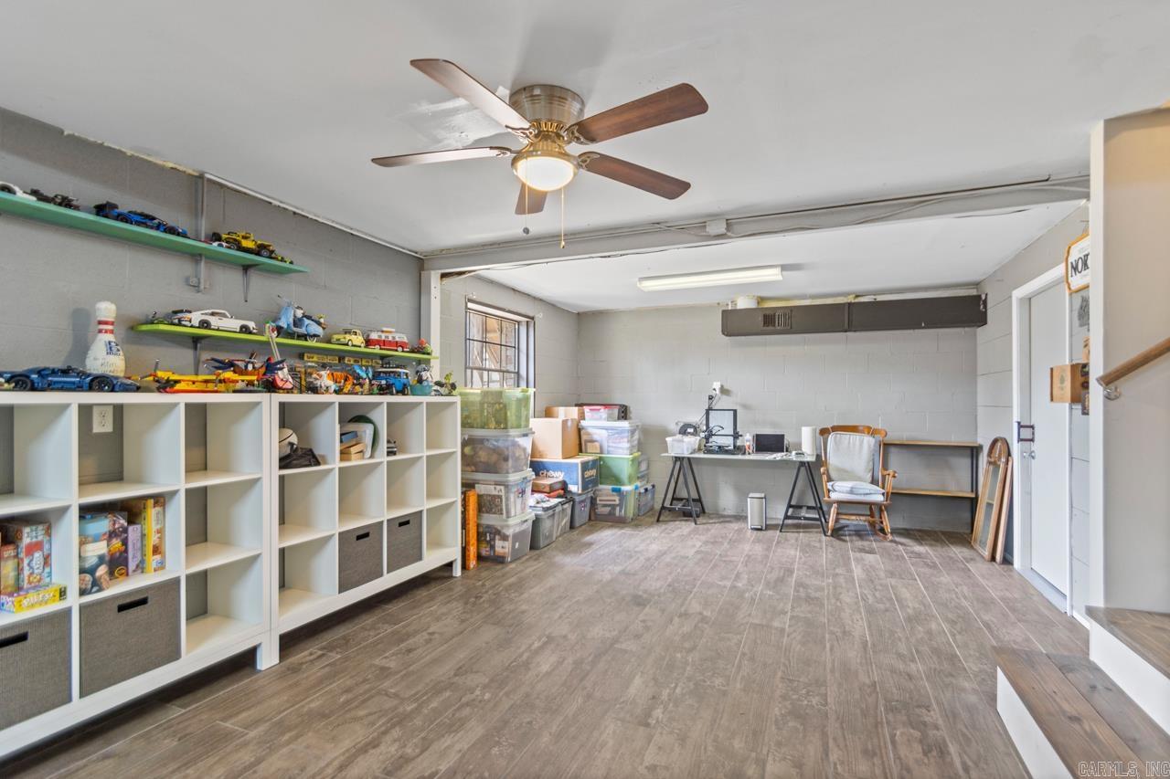 CHICOPEE - Residential