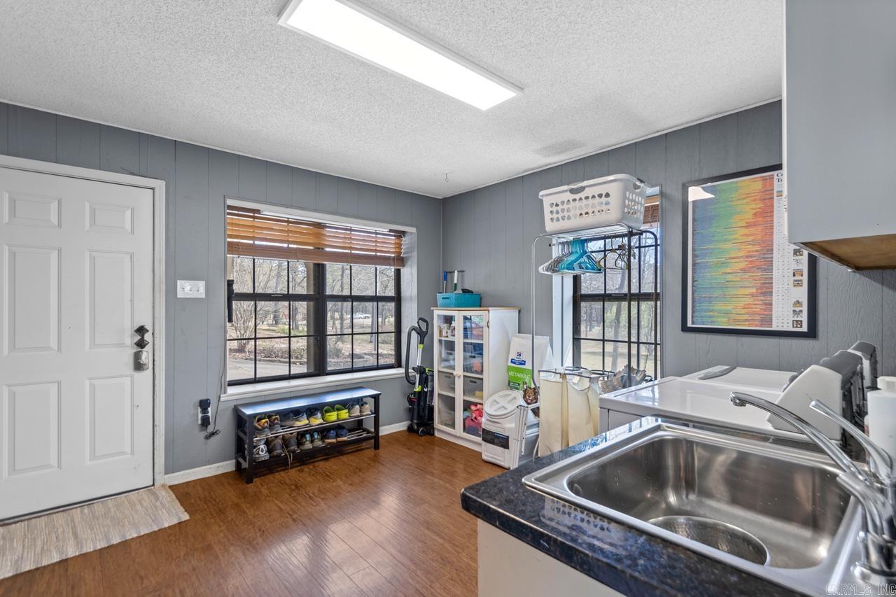 CHICOPEE - Residential