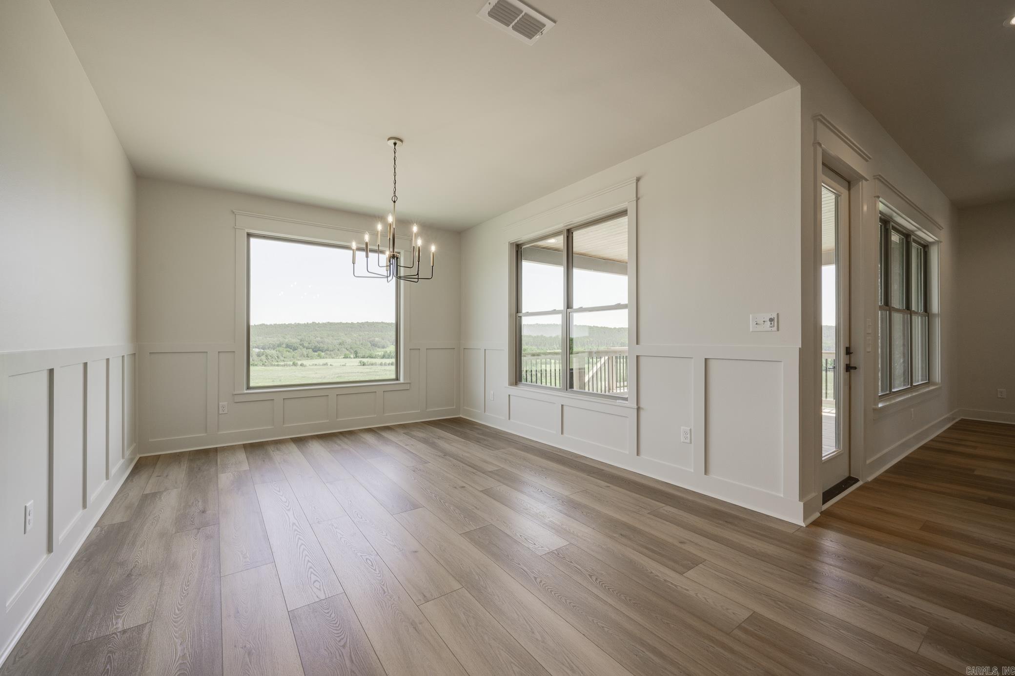 REYNOLDS RIDGE - Residential