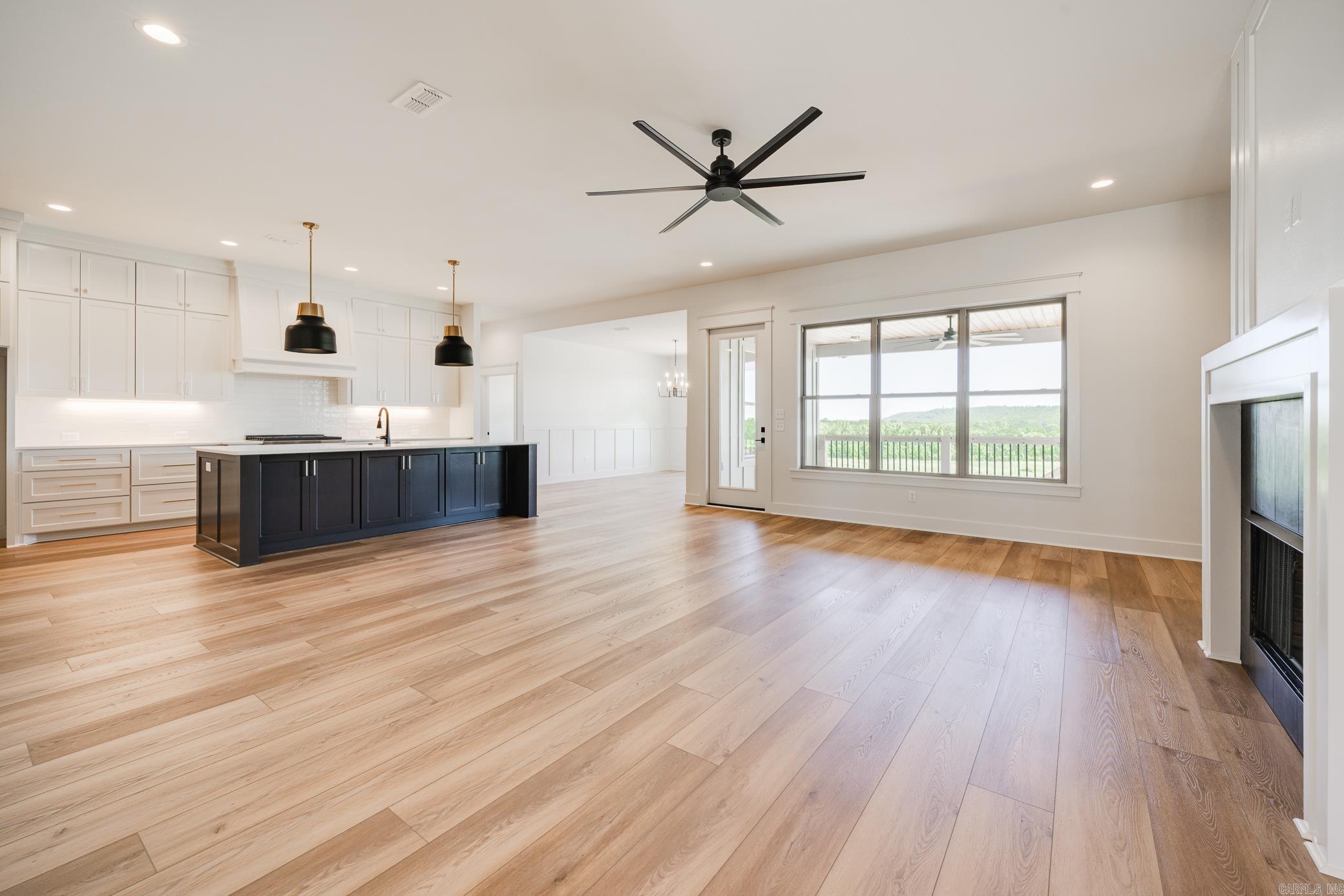 REYNOLDS RIDGE - Residential