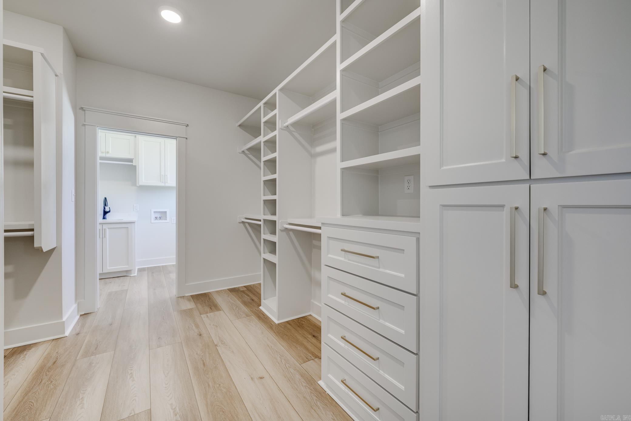 REYNOLDS RIDGE - Residential