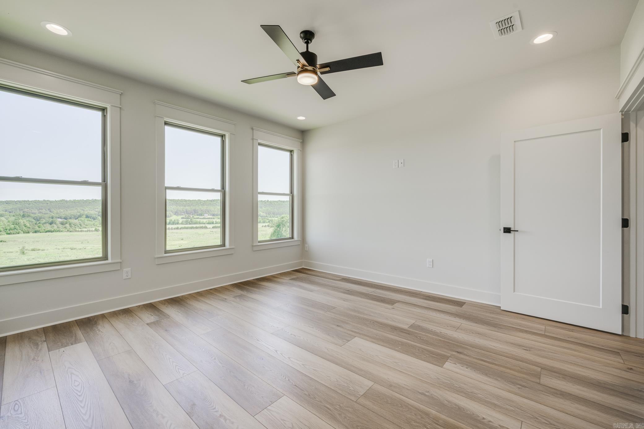 REYNOLDS RIDGE - Residential