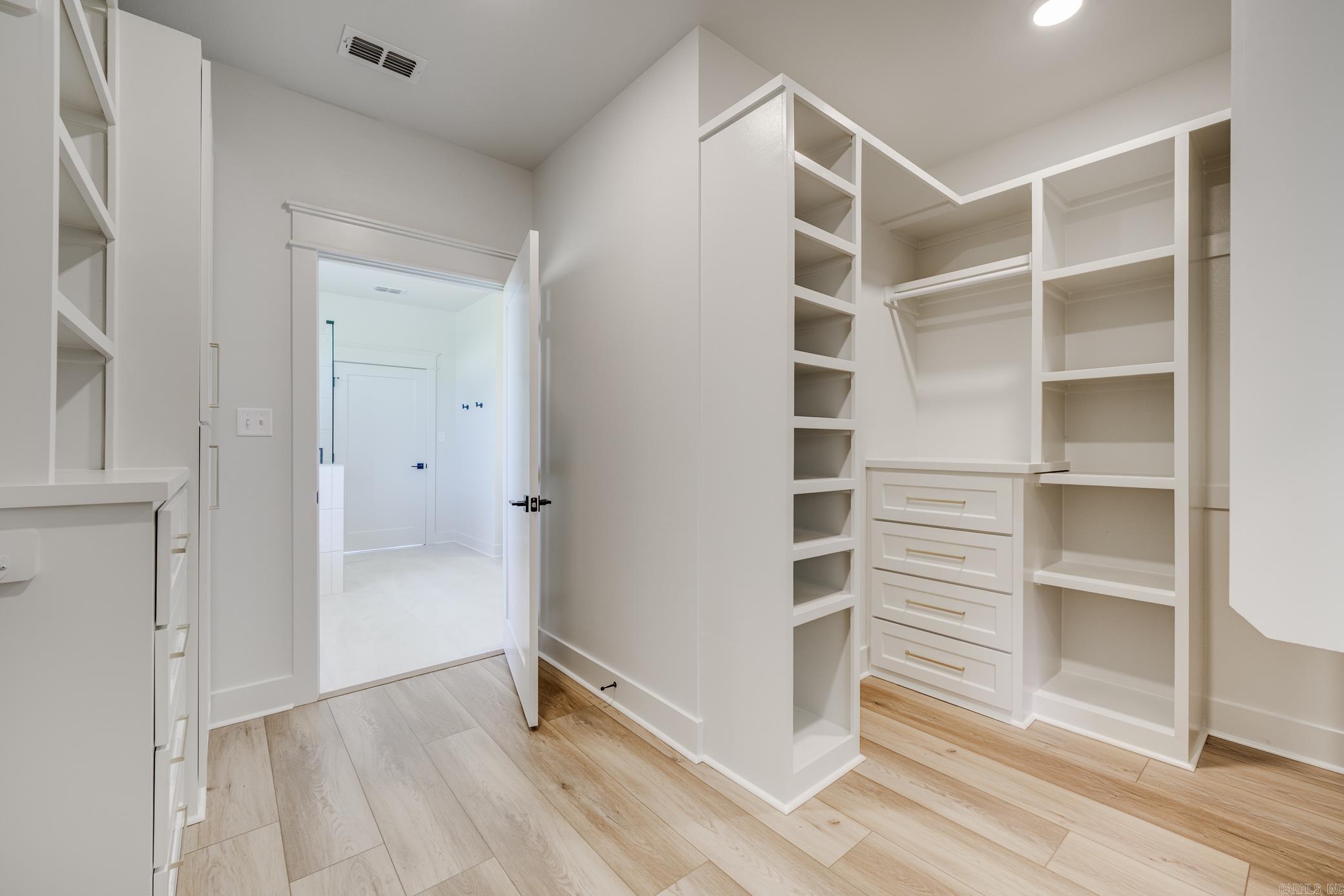 REYNOLDS RIDGE - Residential