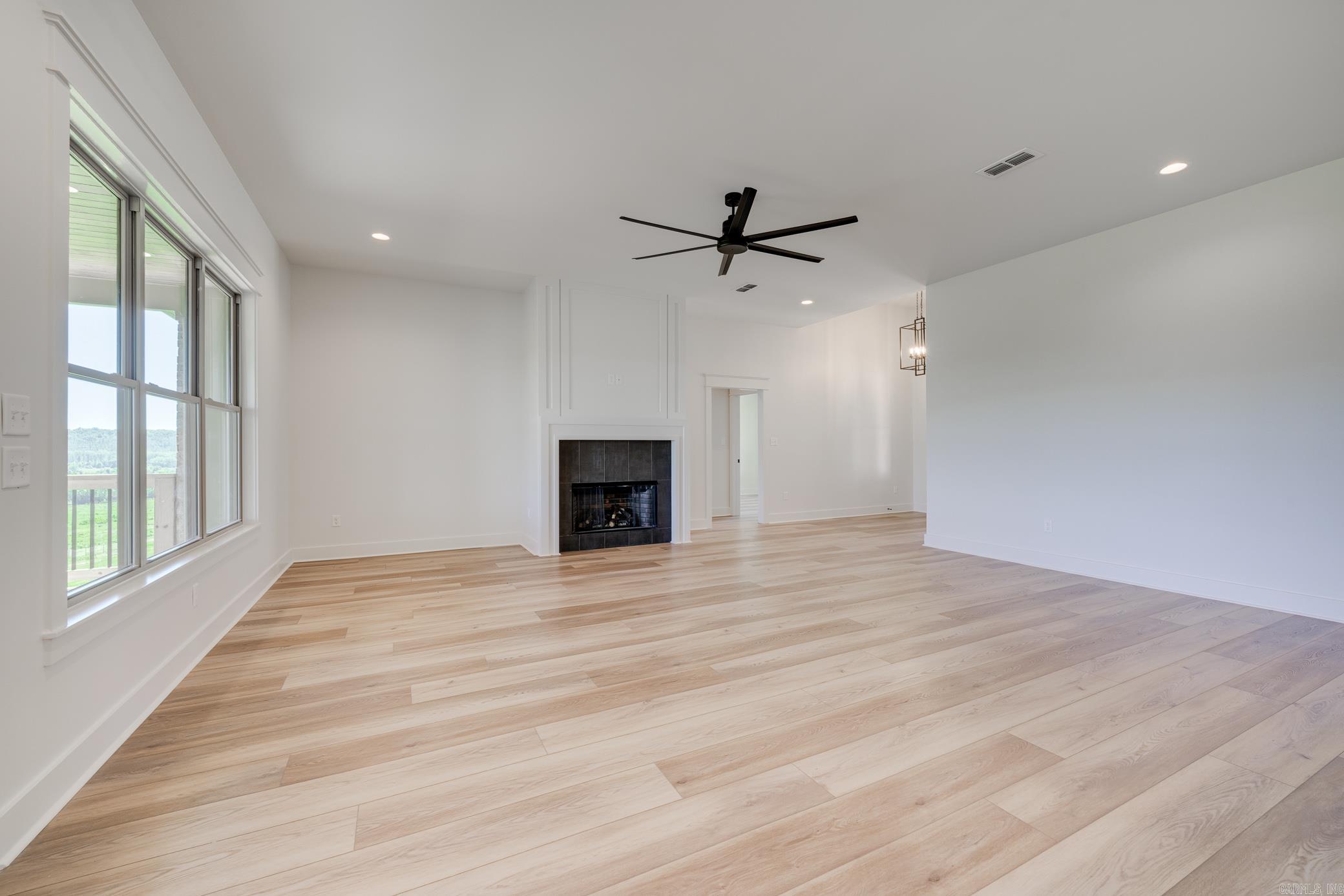 REYNOLDS RIDGE - Residential