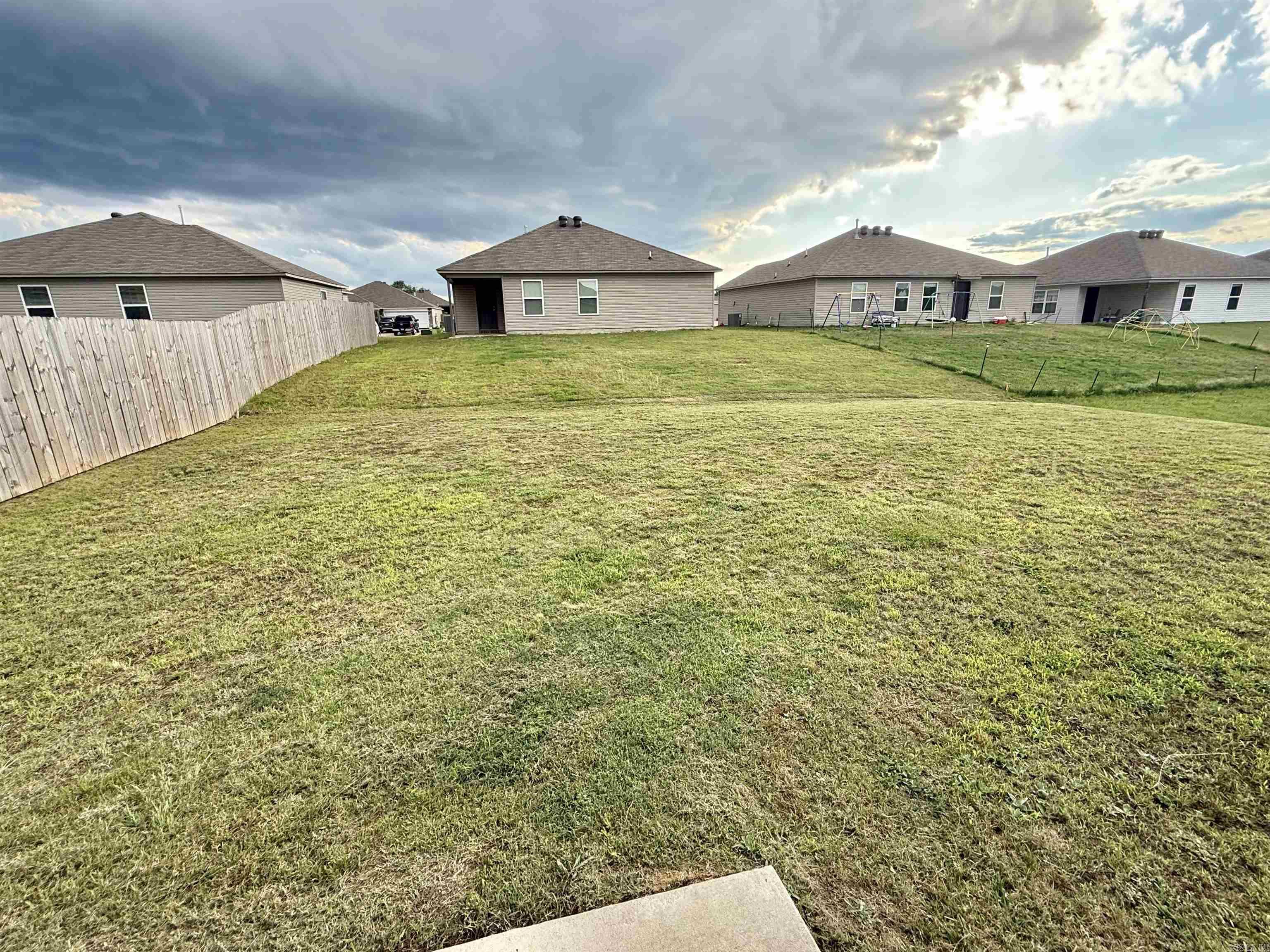 PARKWAY MEADOWS - Residential