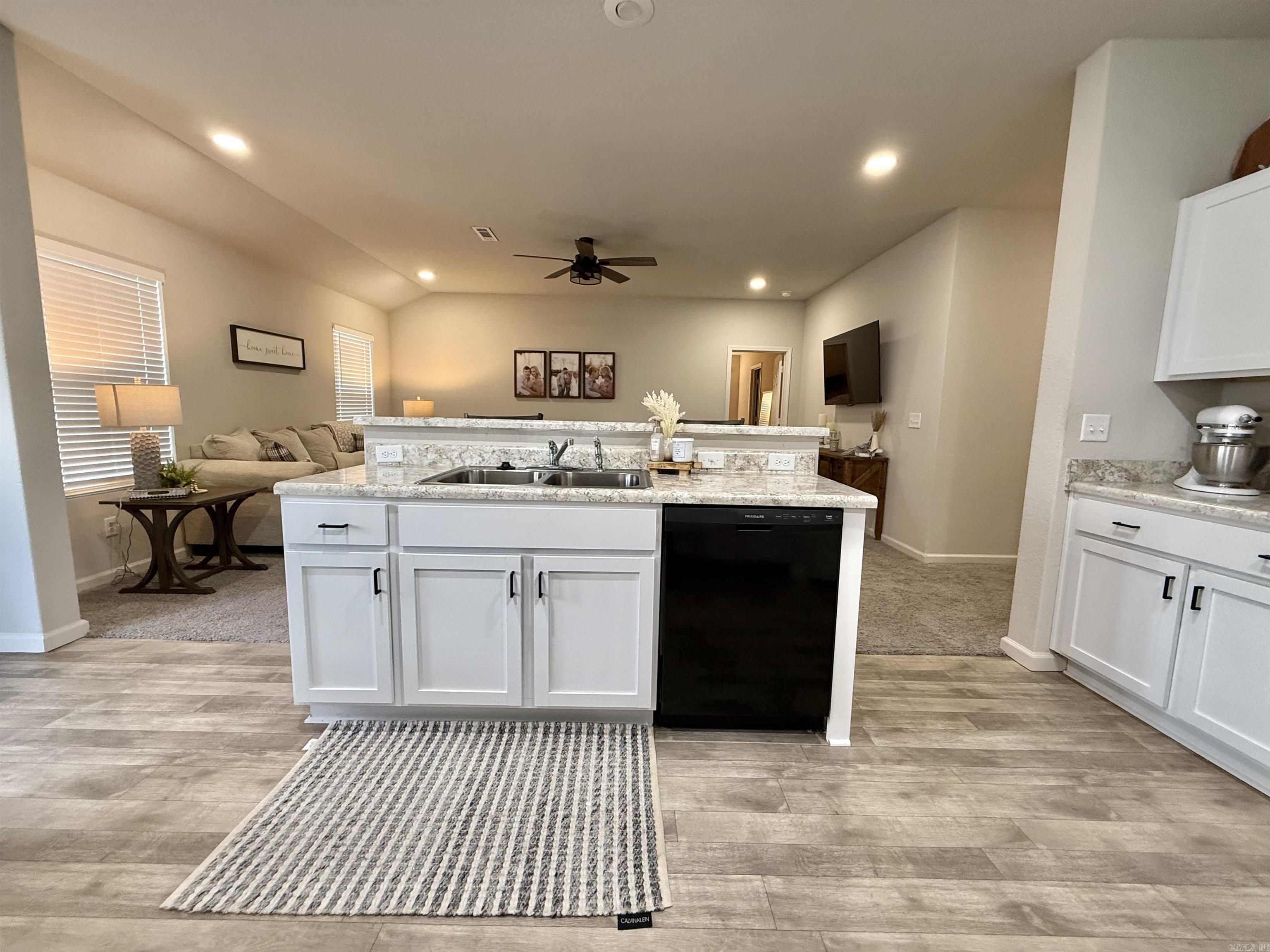 PARKWAY MEADOWS - Residential