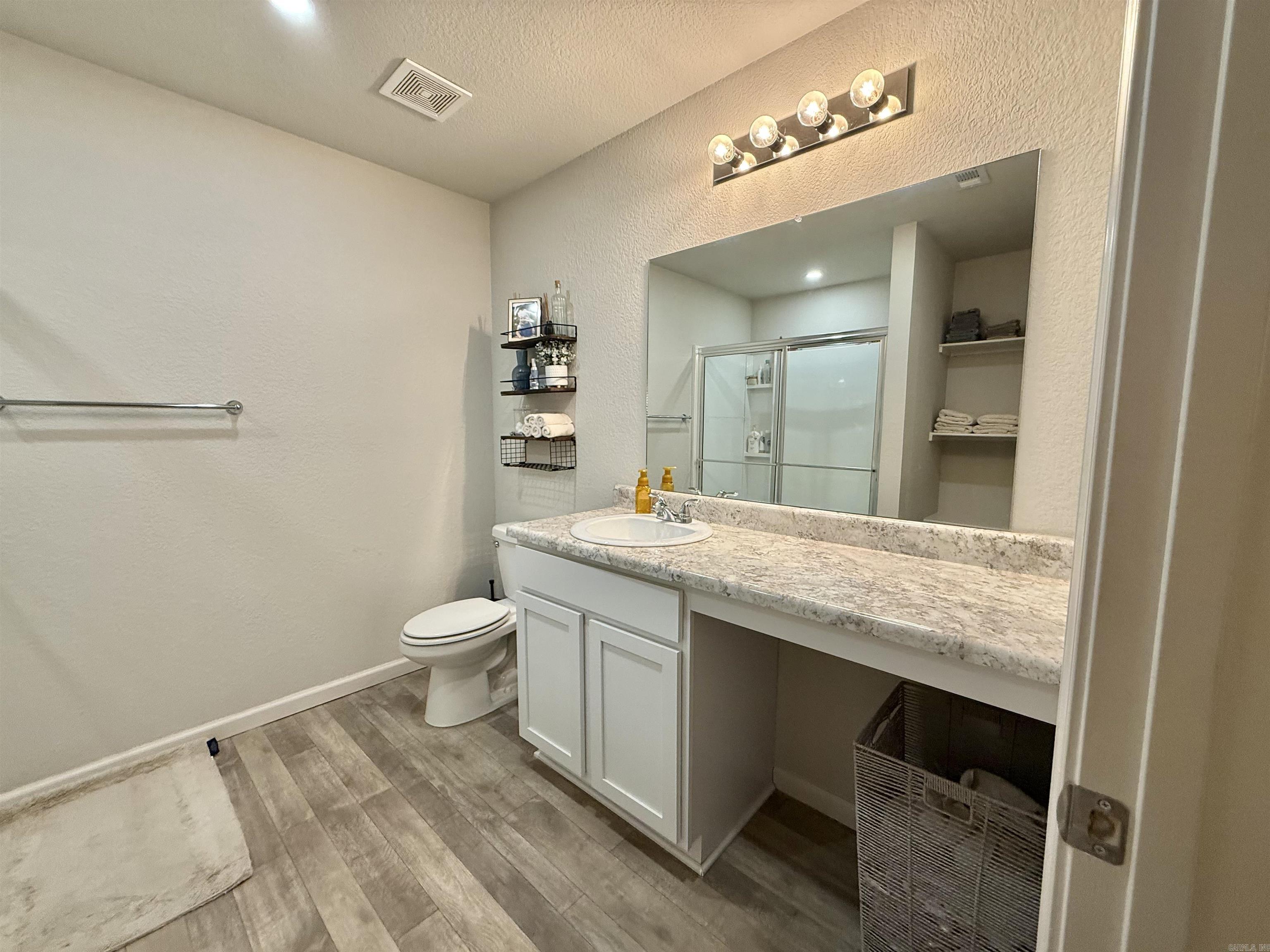 PARKWAY MEADOWS - Residential