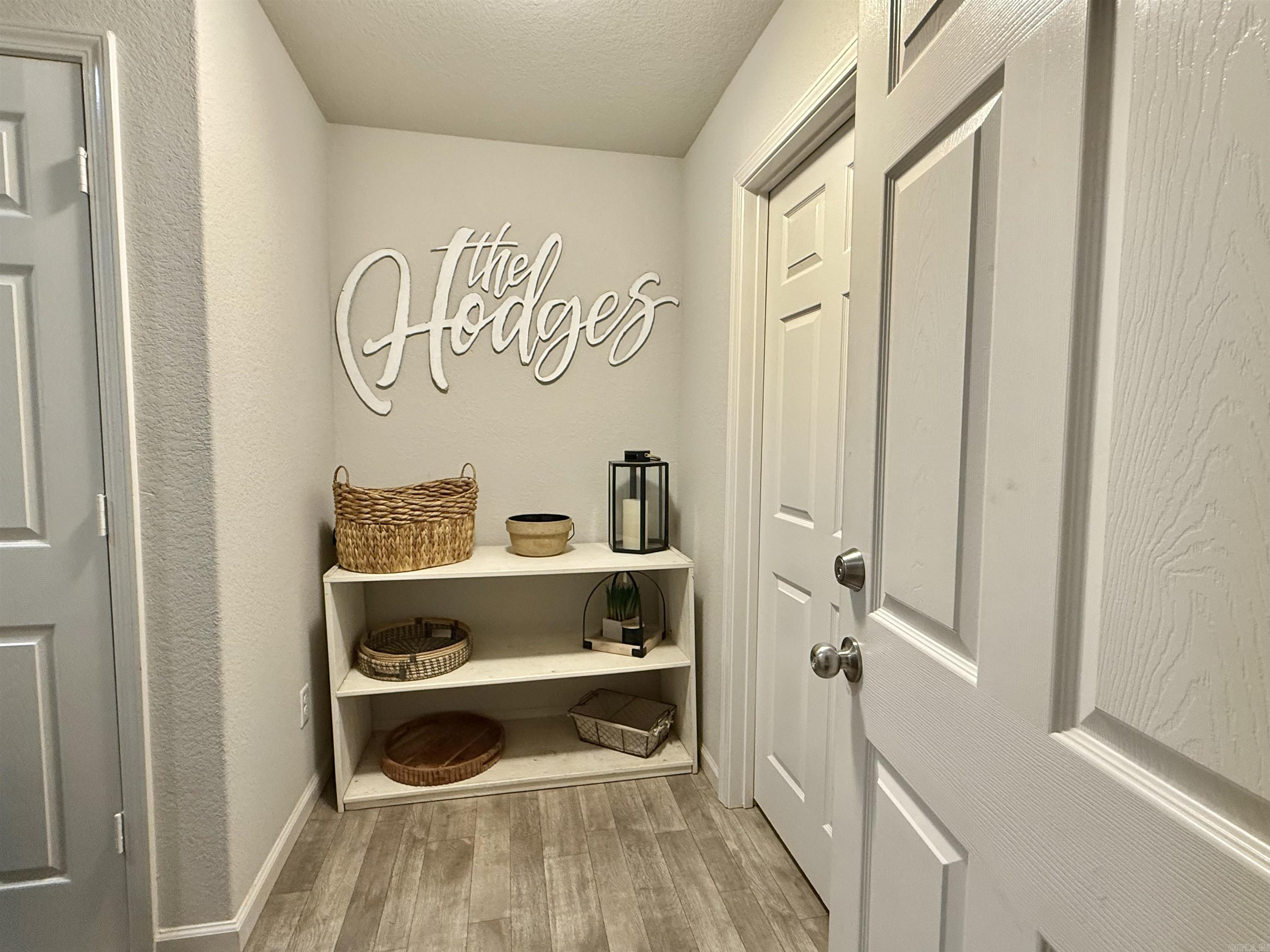 PARKWAY MEADOWS - Residential