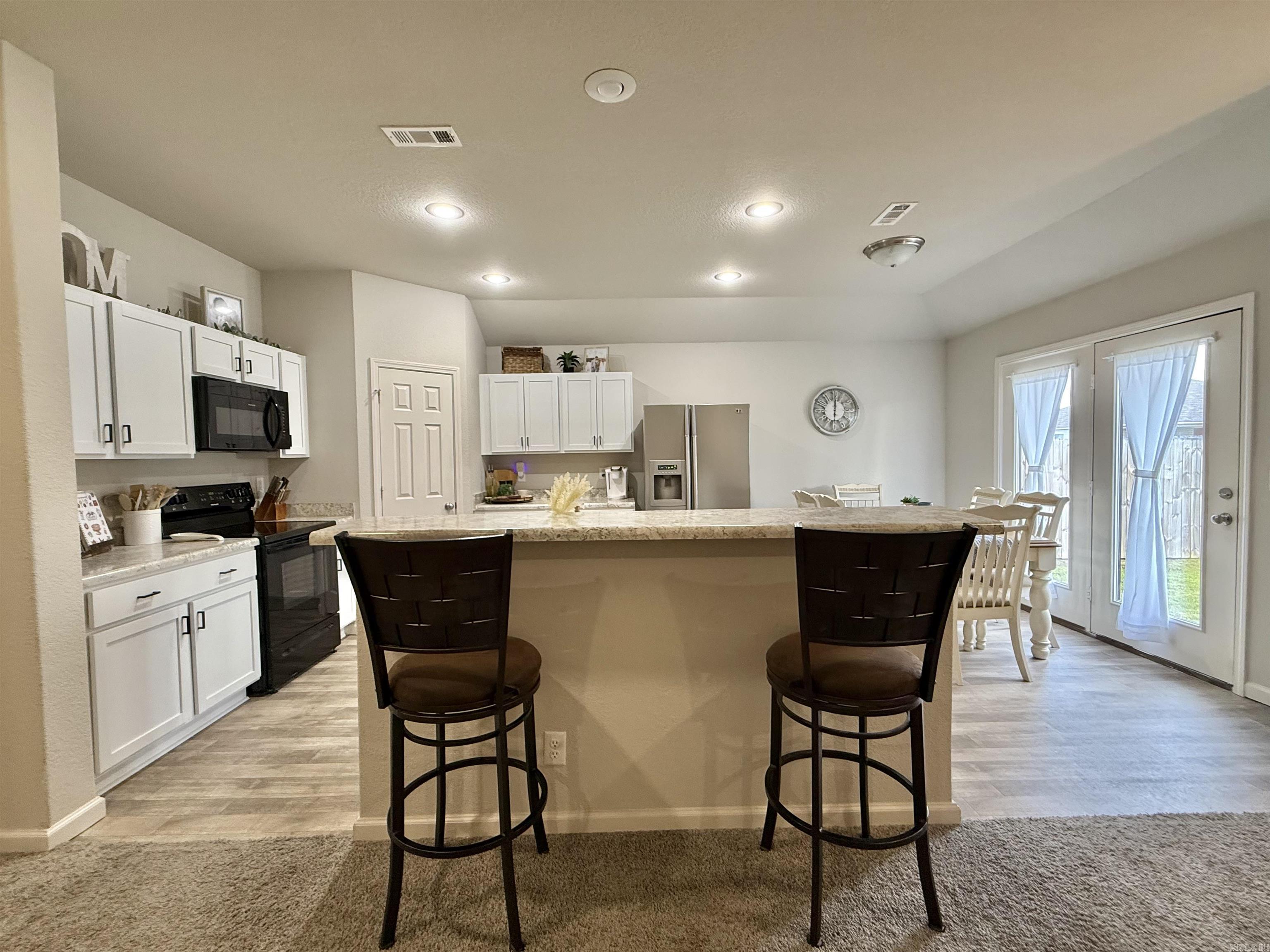 PARKWAY MEADOWS - Residential