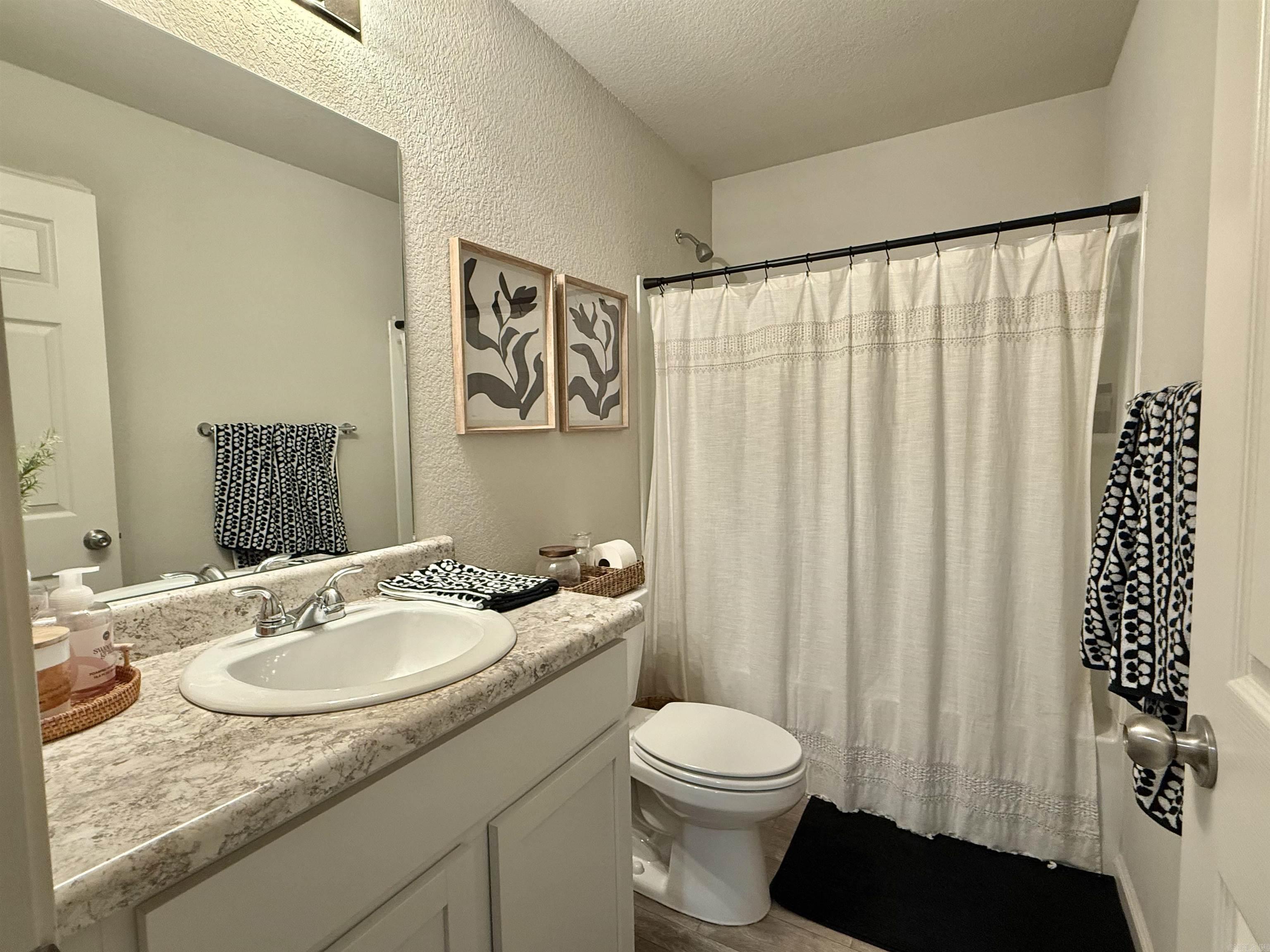 PARKWAY MEADOWS - Residential