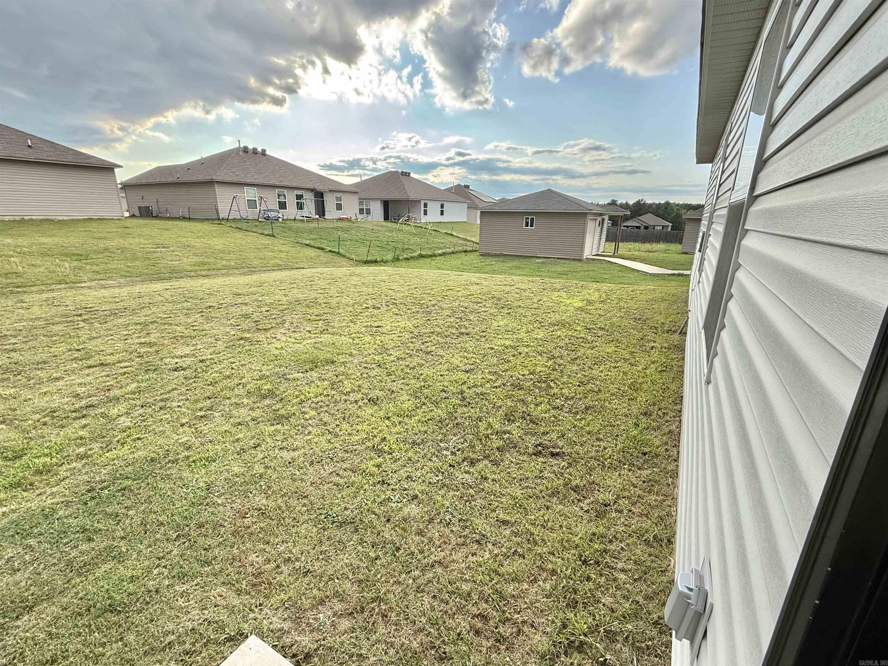 PARKWAY MEADOWS - Residential