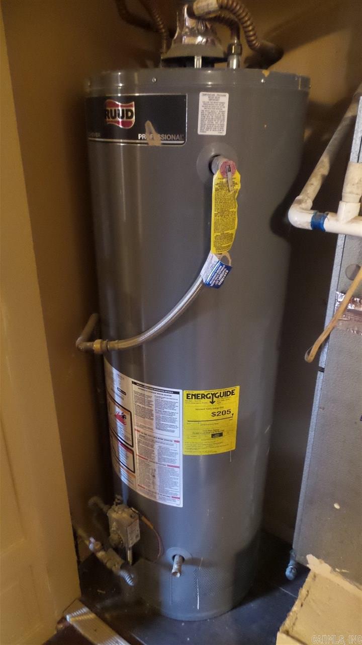 Adams - Residential Lease