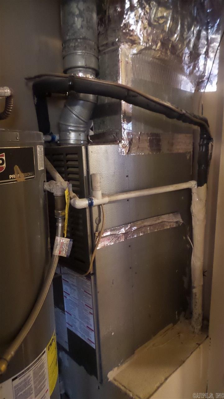 Adams - Residential Lease