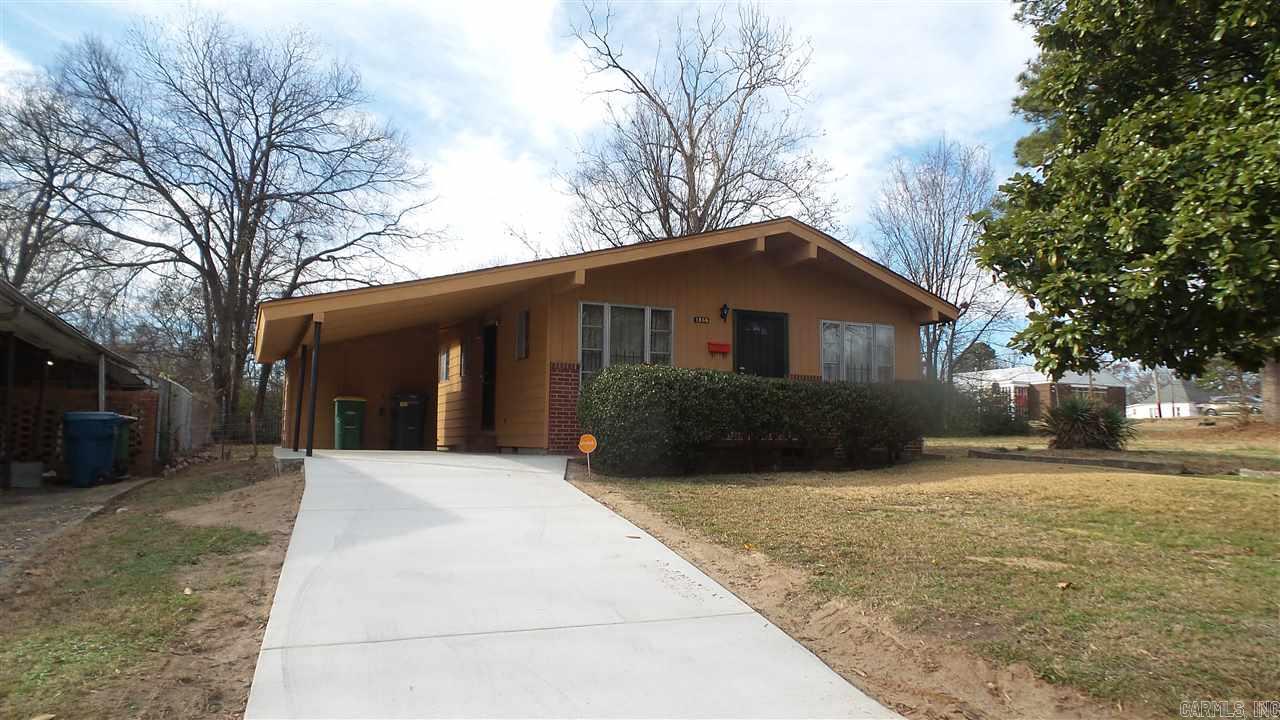 Adams - Residential Lease