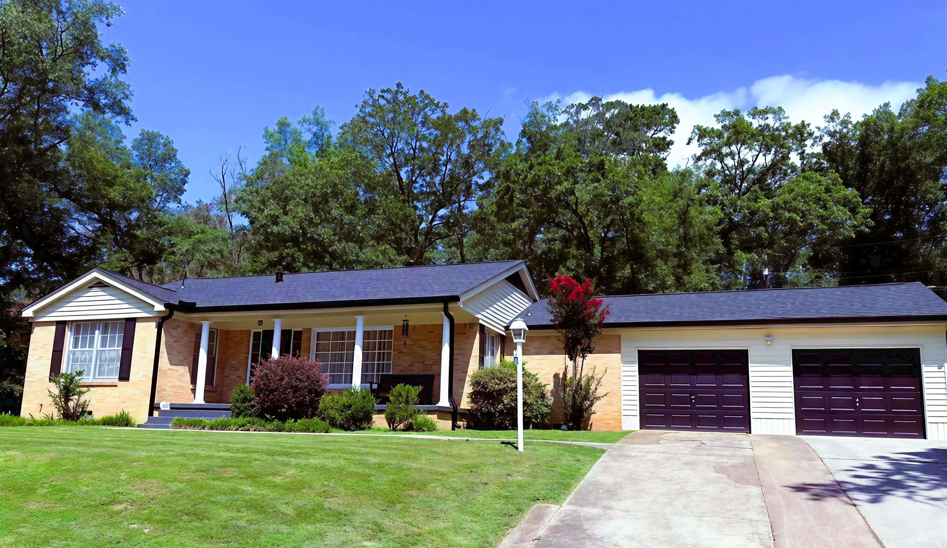 Welcome to this delightful 3-bedroom, 2-bath home nestled on a spacious corner lot in the beautiful, established Bafanridge neighborhood. Built in 1963, this very well-maintained home is full of character and potentialāready for your personal touch! Located just minutes from Lakeside school, downtown, the country club, and dining, this property offers the perfect blend of convenience and community. Inside, youāll find a functional floor plan with generous living space and original hardwood floors. The large backyard offers room to entertain or relax and enjoy the outdoors. Selling "as is" with credit offered for updates or repairs...the sellers are relocating and need to move quickly! Donāt miss your chance to own this gem in a high-demand area just in time for school to start!