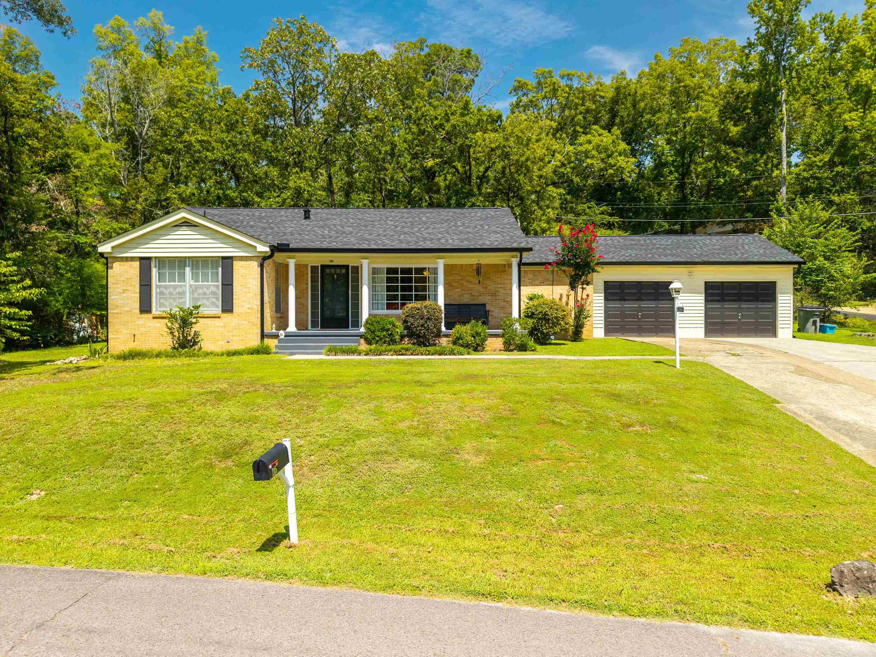 Welcome to this delightful 3-bedroom, 2-bath home nestled on a spacious corner lot in the beautiful, established Bafanridge neighborhood. Built in 1963, this very well-maintained home is full of character and potentialāready for your personal touch! Located just minutes from Lakeside school, downtown, the country club, and dining, this property offers the perfect blend of convenience and community. Inside, youāll find a functional floor plan with generous living space and original hardwood floors. The large backyard offers room to entertain or relax and enjoy the outdoors. Selling "as is" with credit offered for updates or repairs...the sellers are relocating and need to move quickly! Donāt miss your chance to own this gem in a high-demand area just in time for school to start!