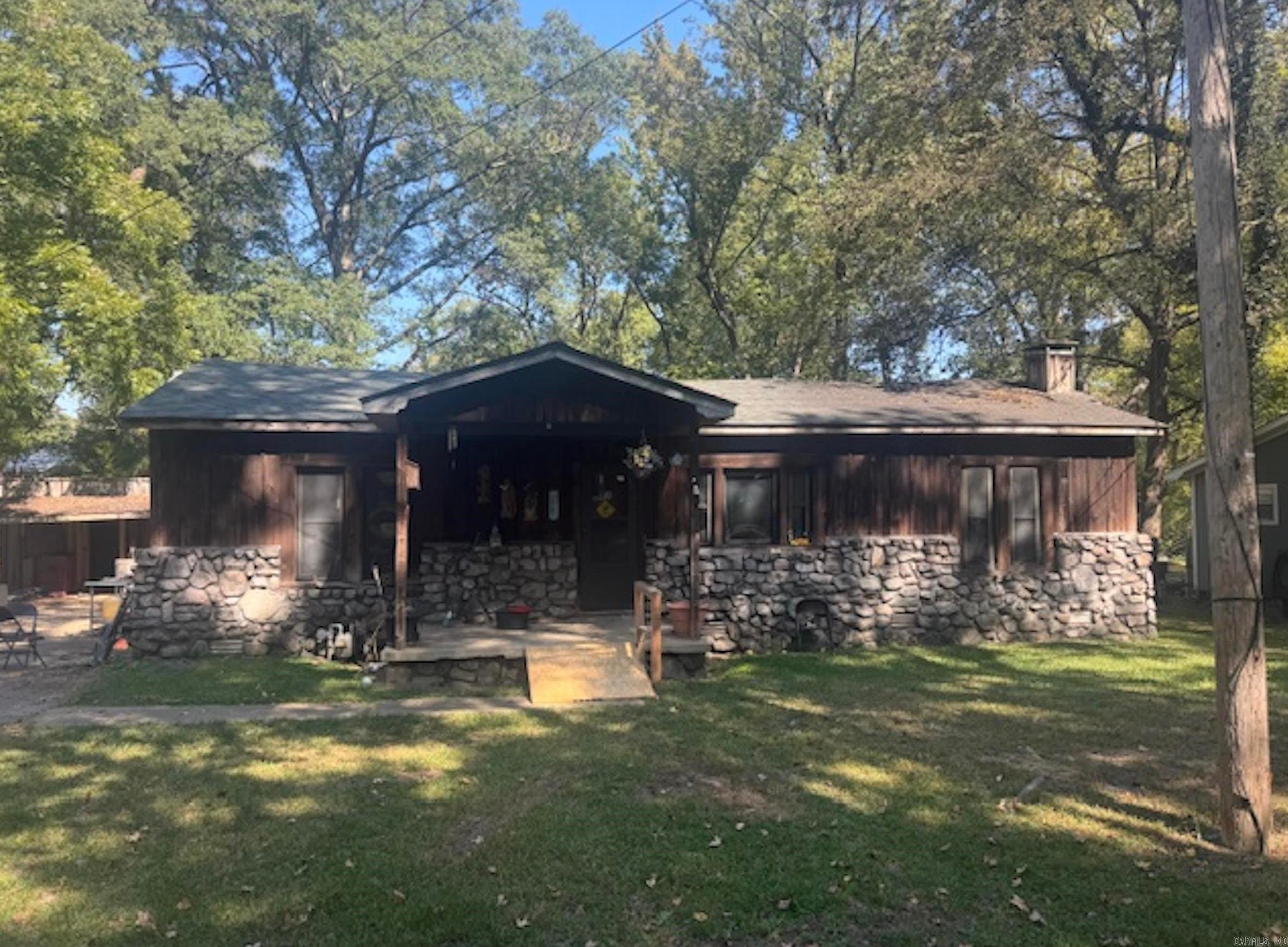 ORIGINAL TOWN-BRYANT - Residential