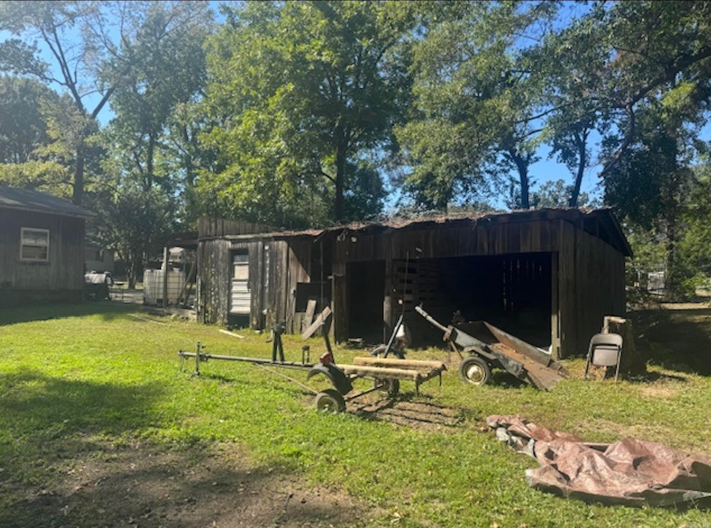 ORIGINAL TOWN-BRYANT - Residential