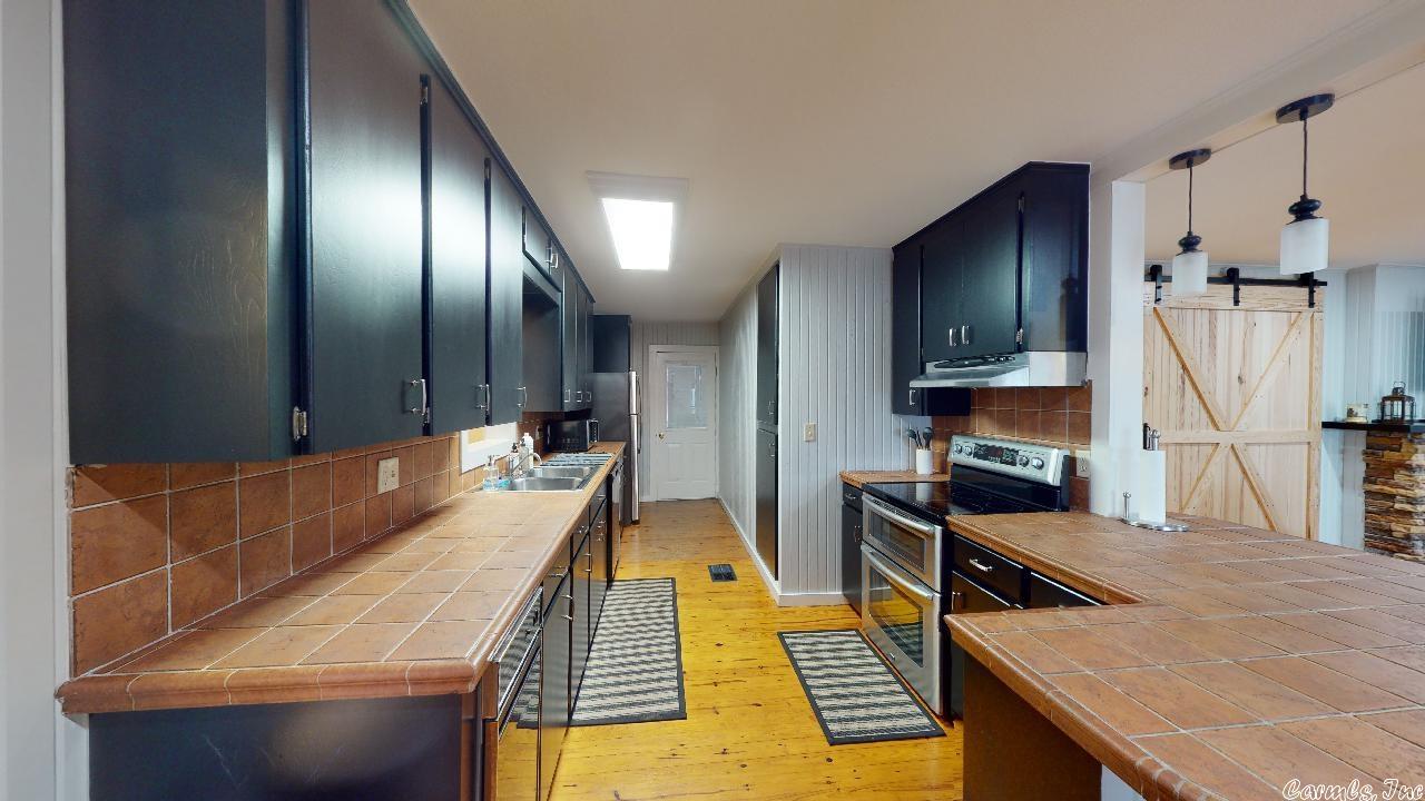 COWHIDE COVE HOME - Residential